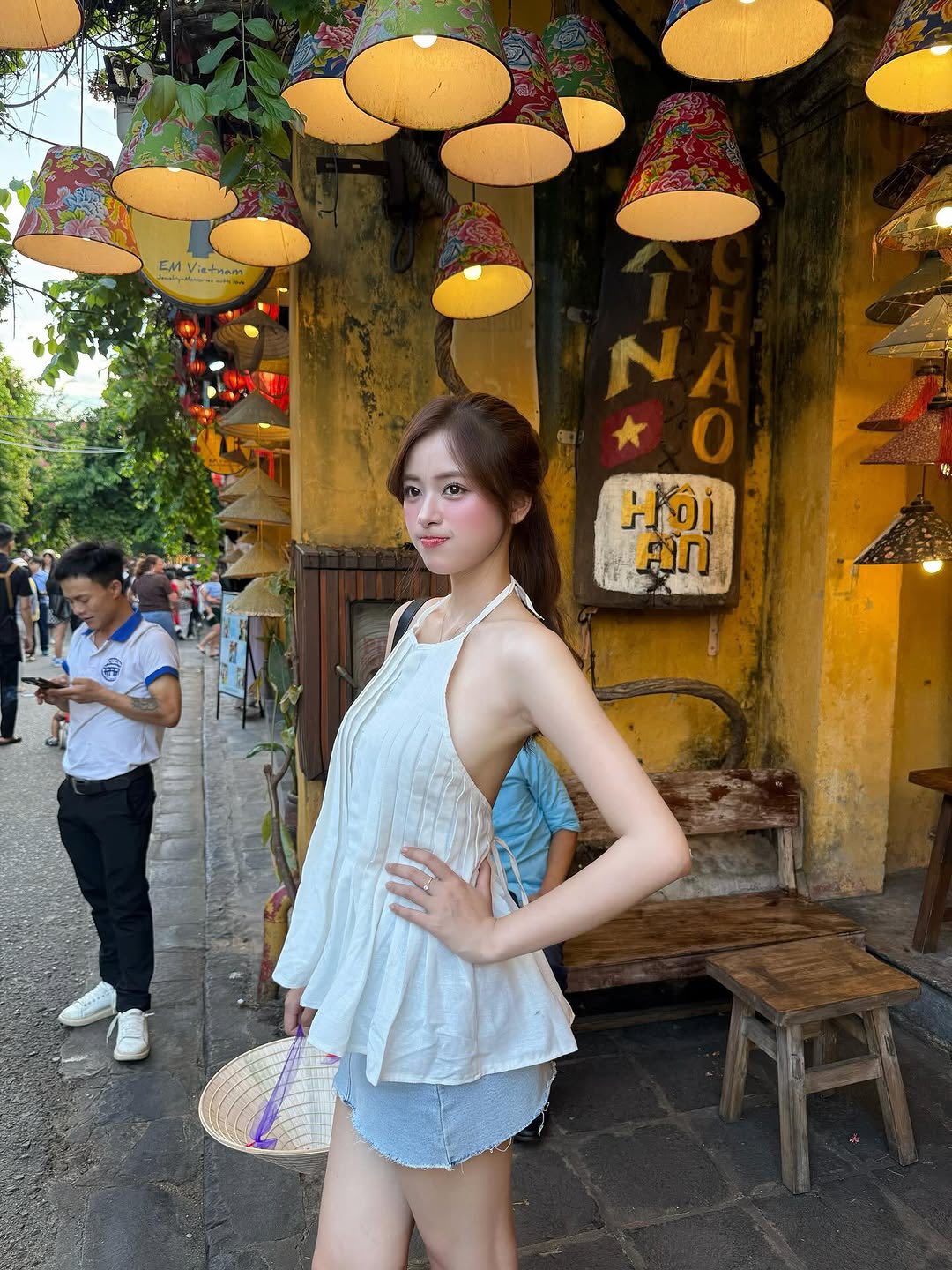 #18