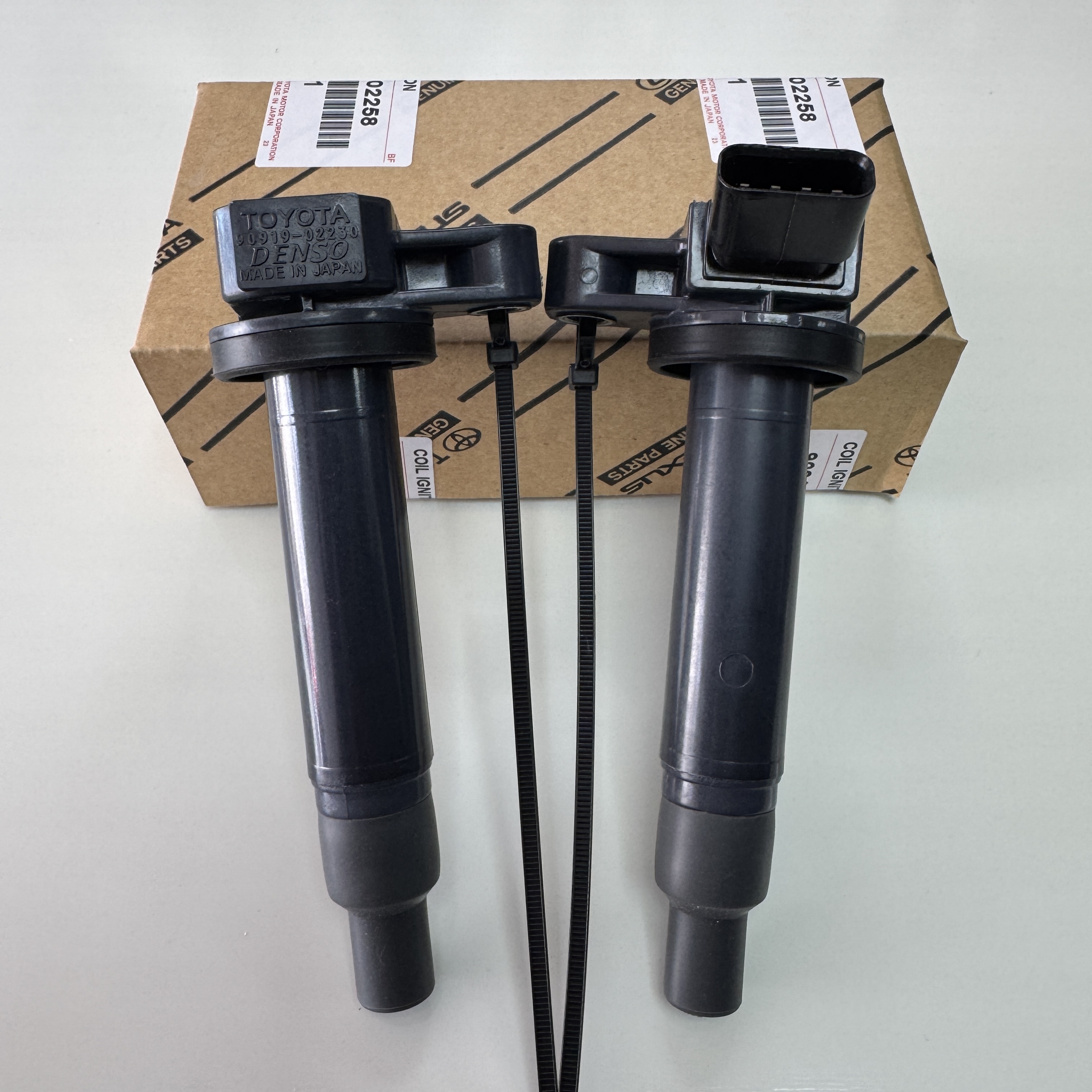 Coil de encendido para vehículo Toyota de 8 cilindros, 90919-02230. Precio por unidad