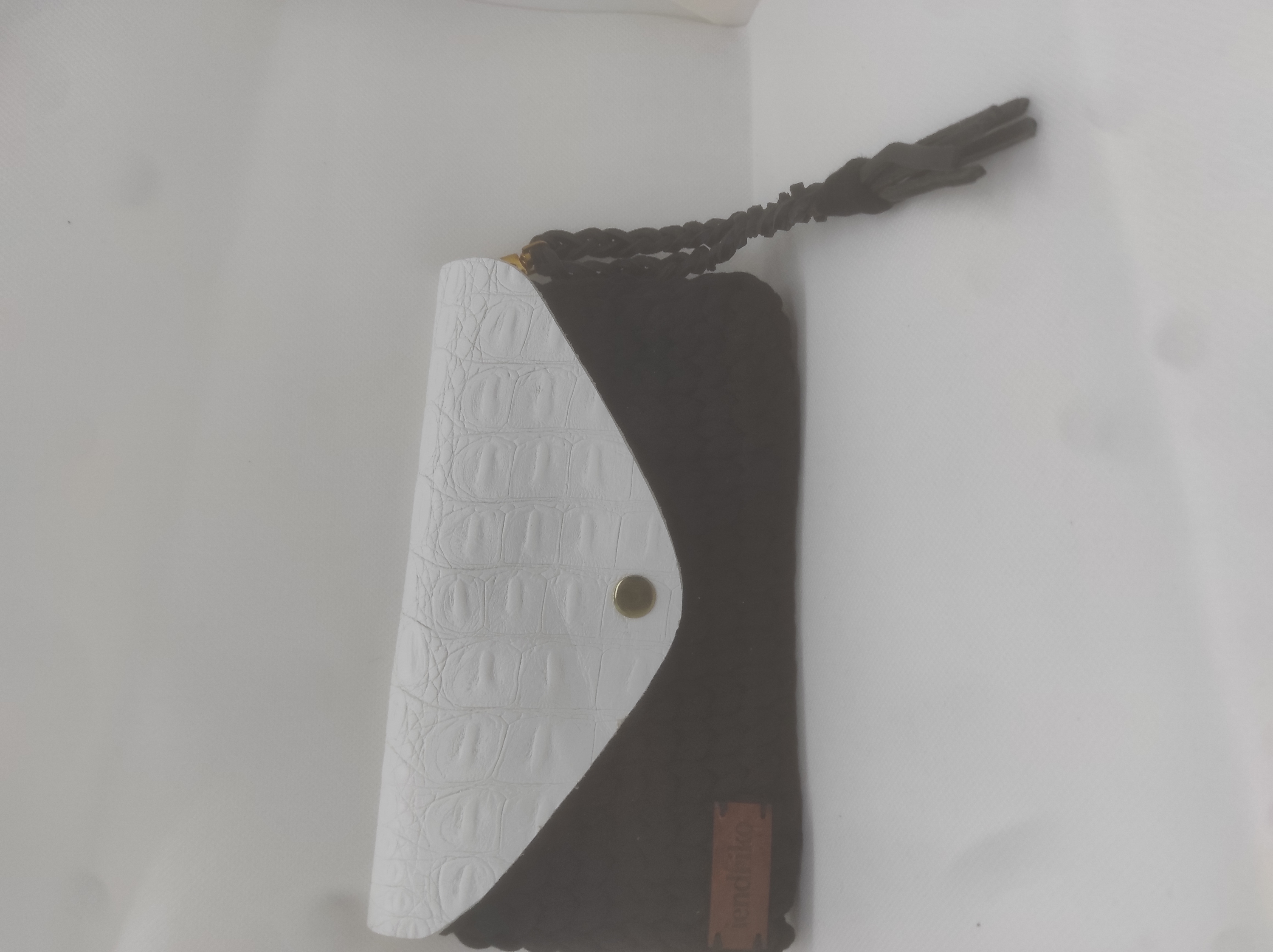 Petite pochette noire et blanc
