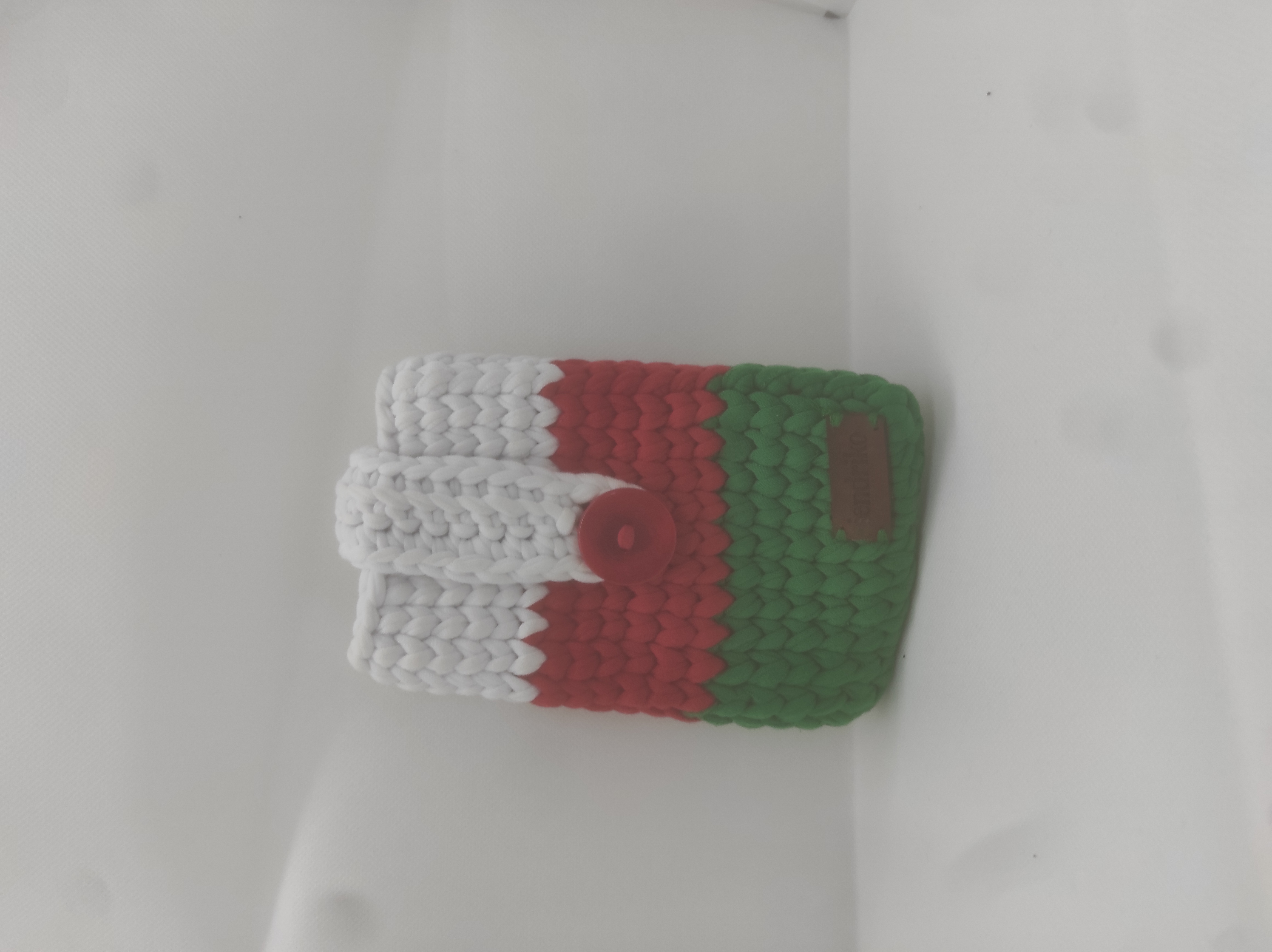 Housse blanc rouge vert 