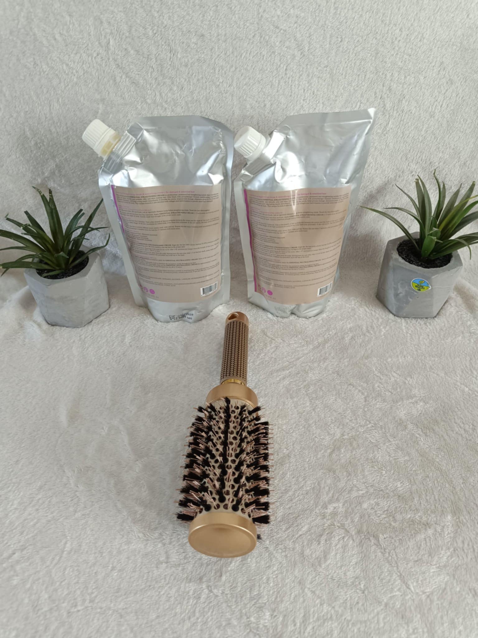 Lissage japonais et brosse ronde