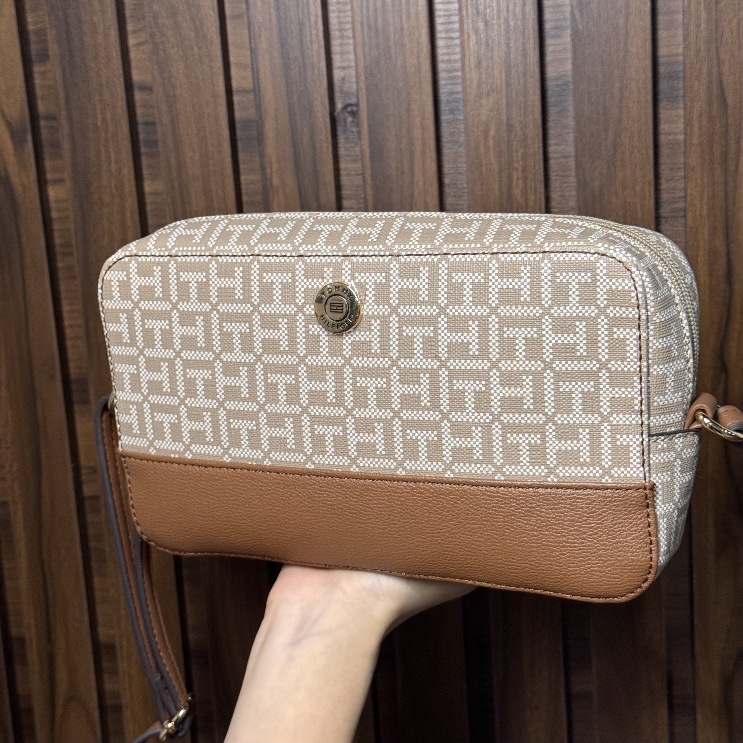 Paquete Bolsas y Carteras Tommy 