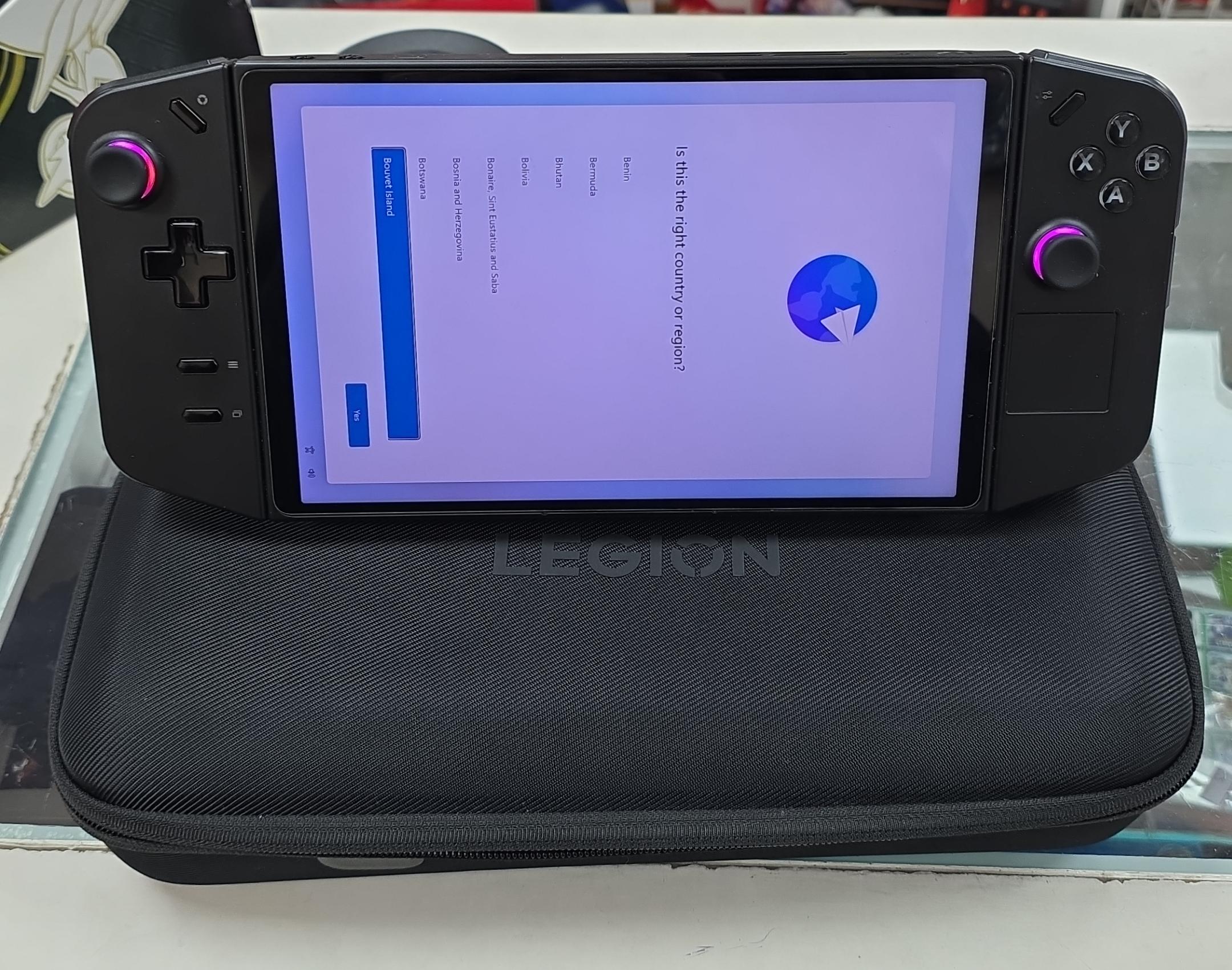 Lenovo Legion Go Handheld Console