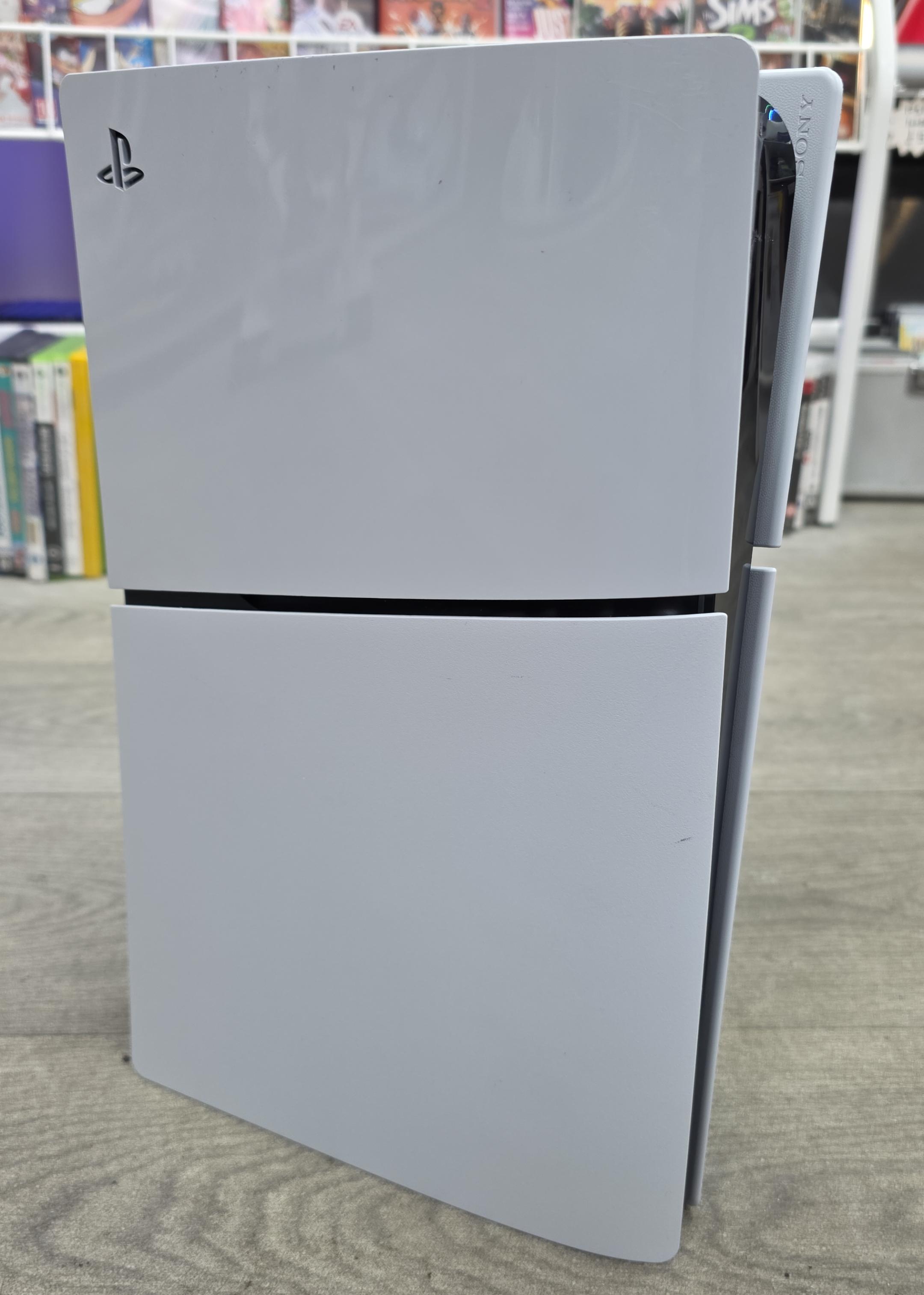 1TB PS5 Console (disc version) with Controller