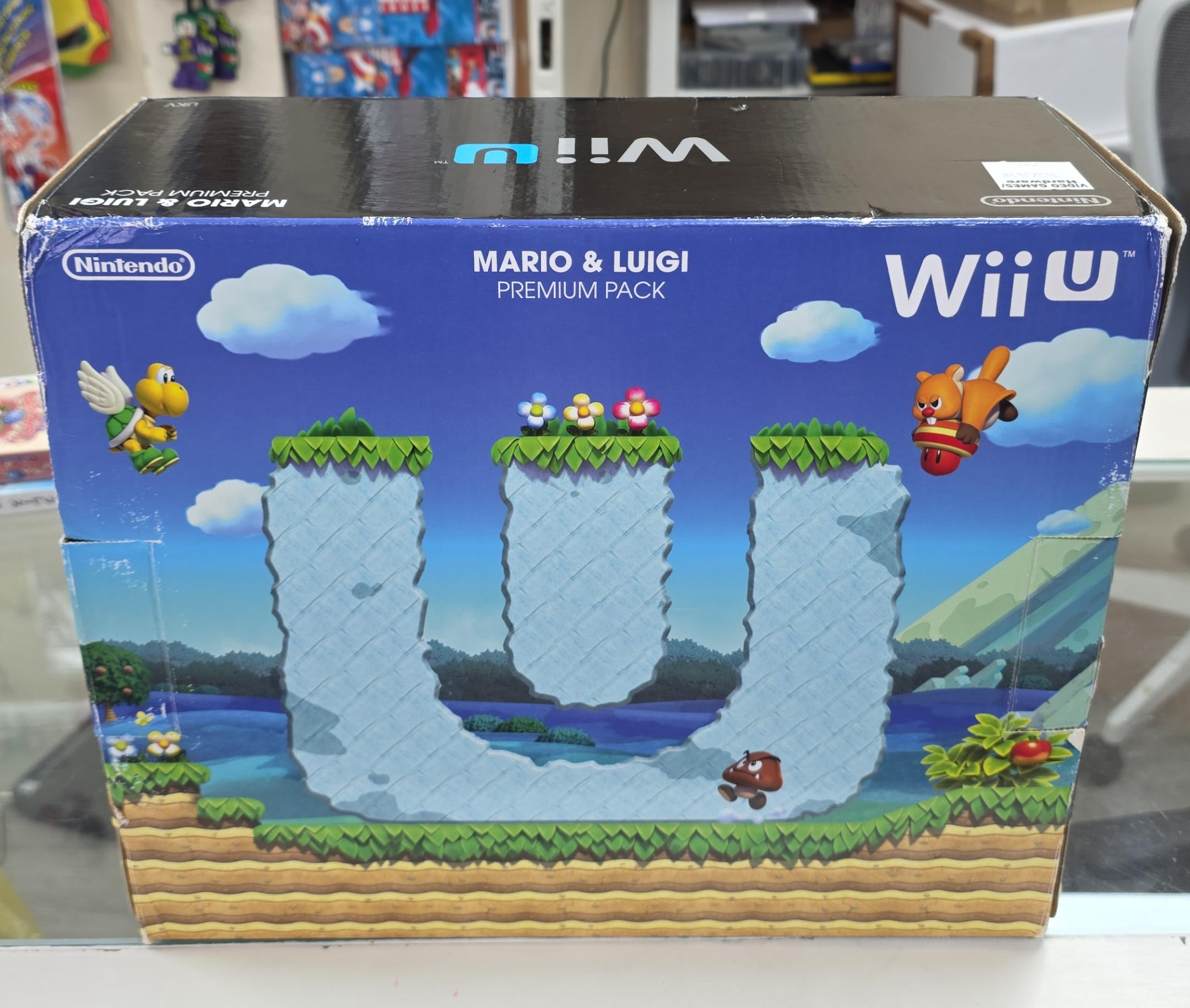 Nintendo Wii U Console + New Super Mario Bros. U & Luigi U Bundle