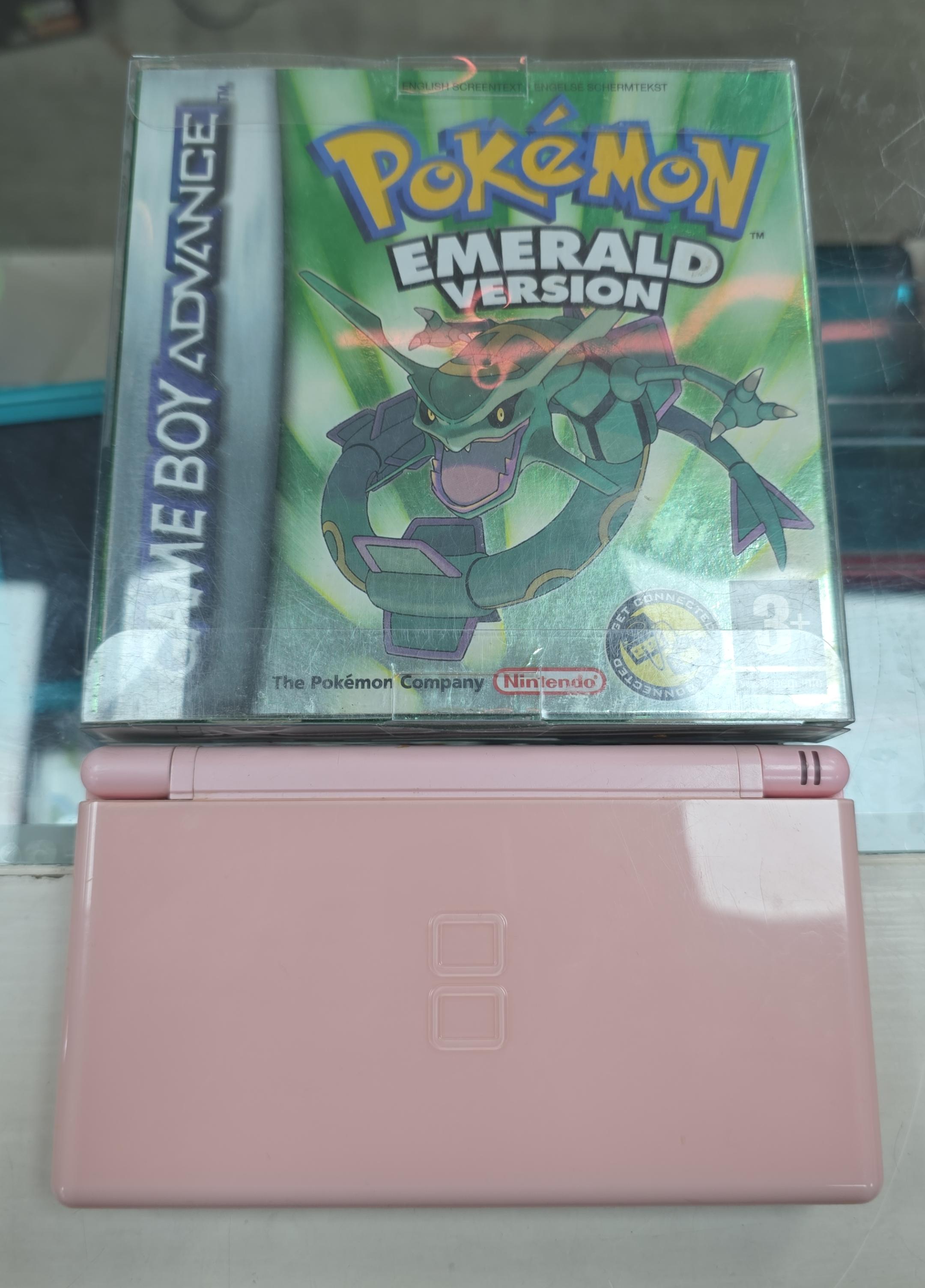 Pokemon Emerald Version + Pink Nintendo DS