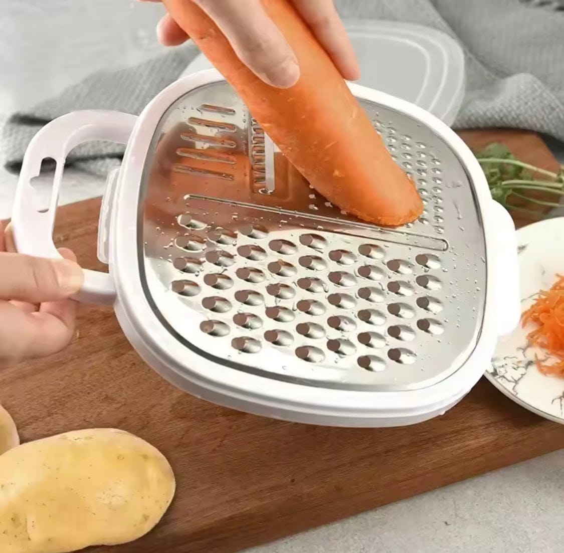 4-IN-1 MULTI GRATER | WITH CASE & PLASTIC COVER 