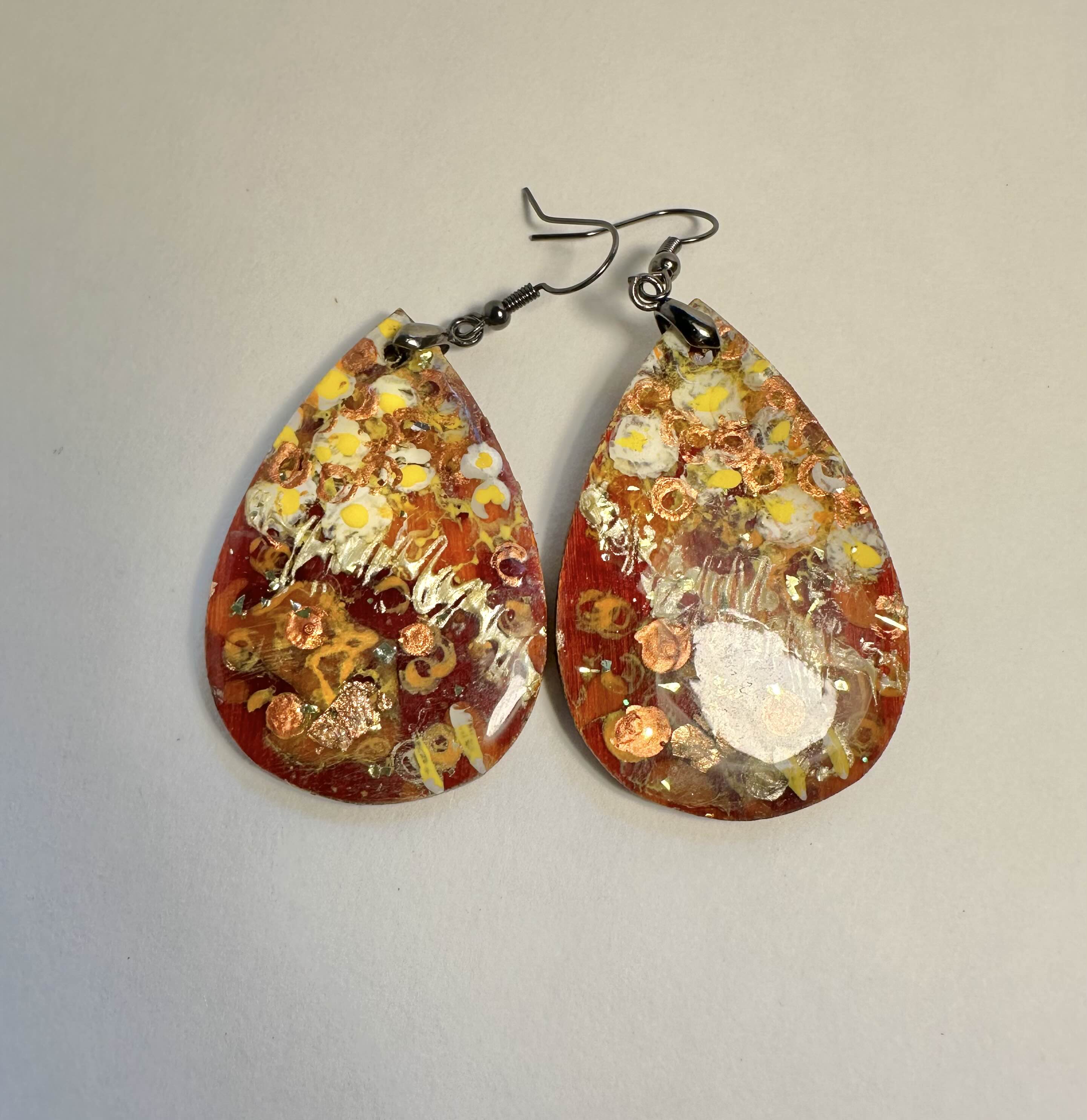 Handmade Resin Earrings glass painted.