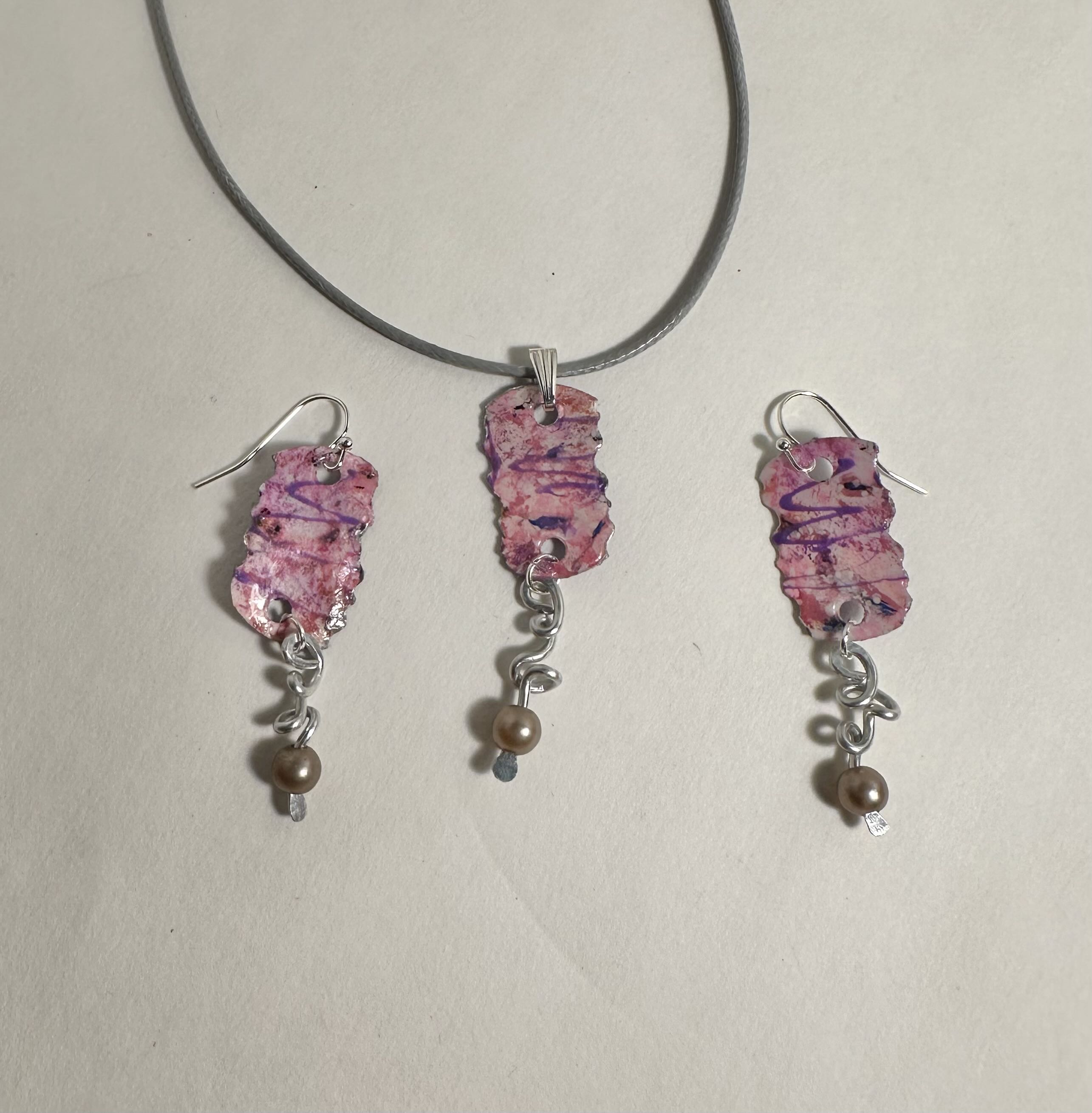 Handcrafted Pink Jewelry Set made with water and acrylic paint, resin, wire wrapping.
