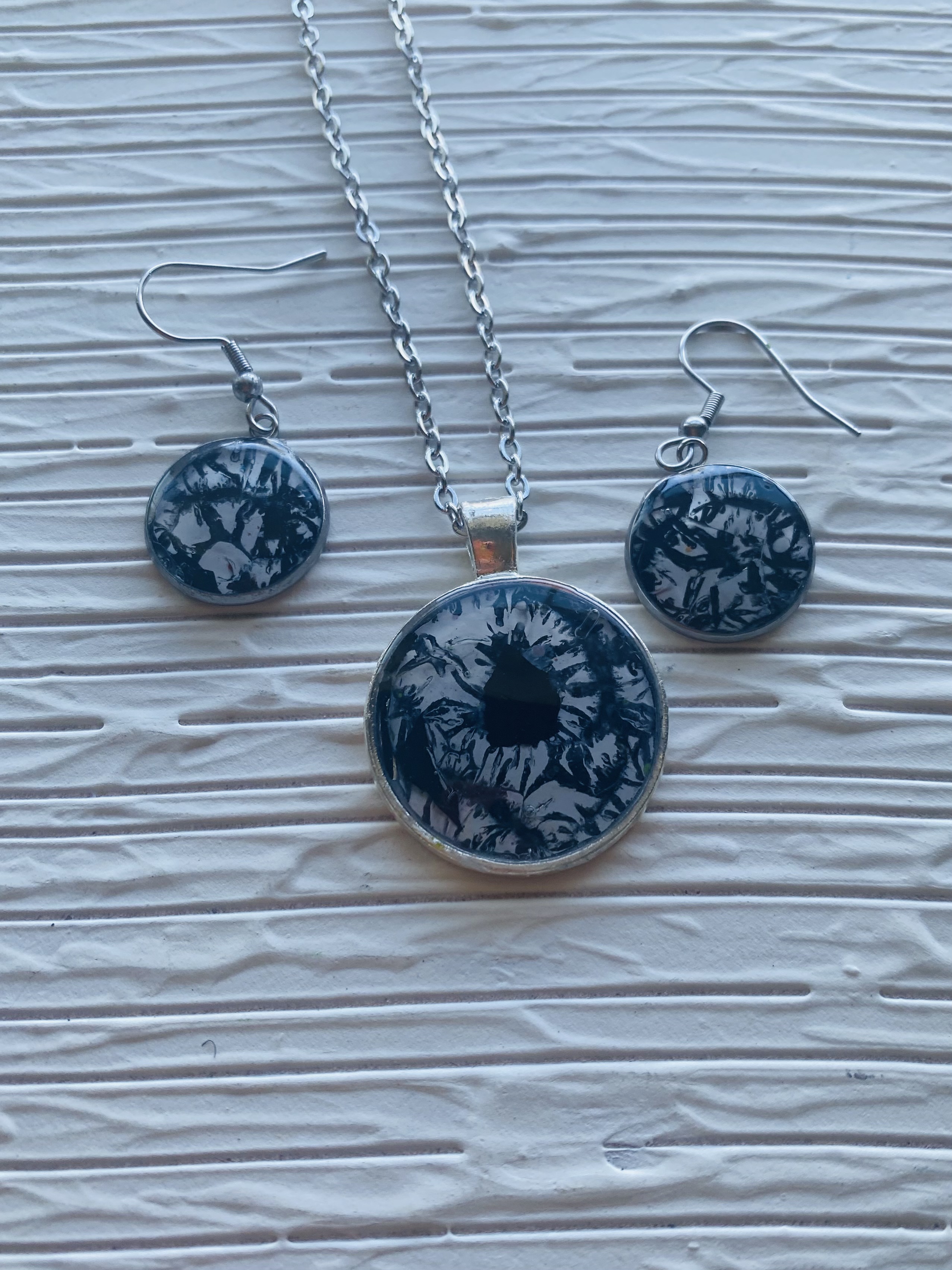 Black and White Eye Jewelry Set