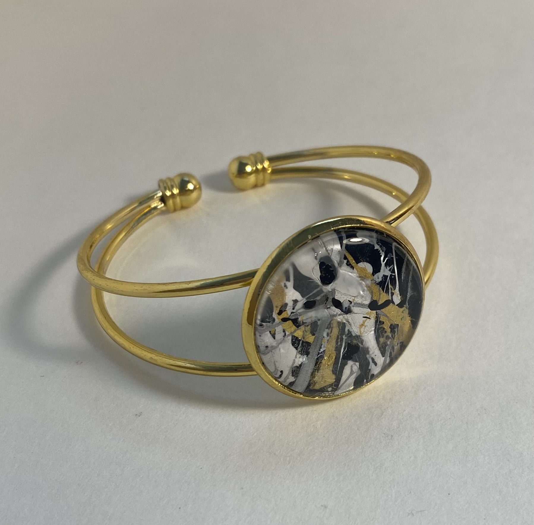 Modern Gold tone Cuff Bracelet