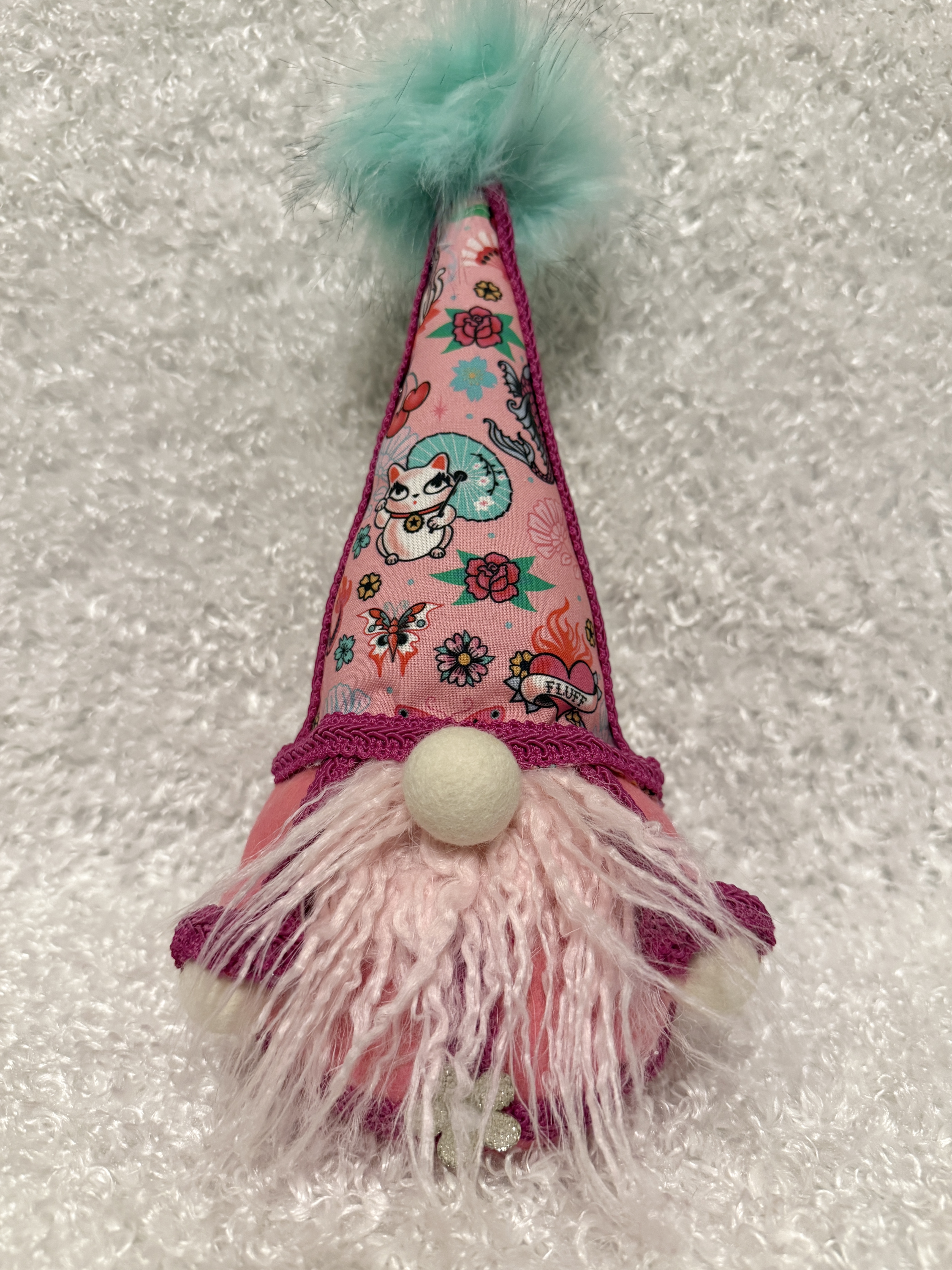 Maneki-Neko Gnome with Pink Fluffy Beard, Lucky Cat Gnome Decor, Good Fortune Figurine, Japanese Lucky Cat Gift