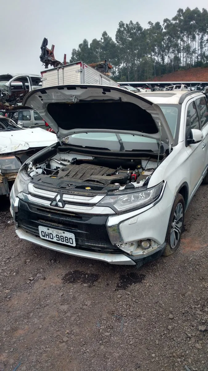 Sucata Mitsubishi Outlander 3.2 2016