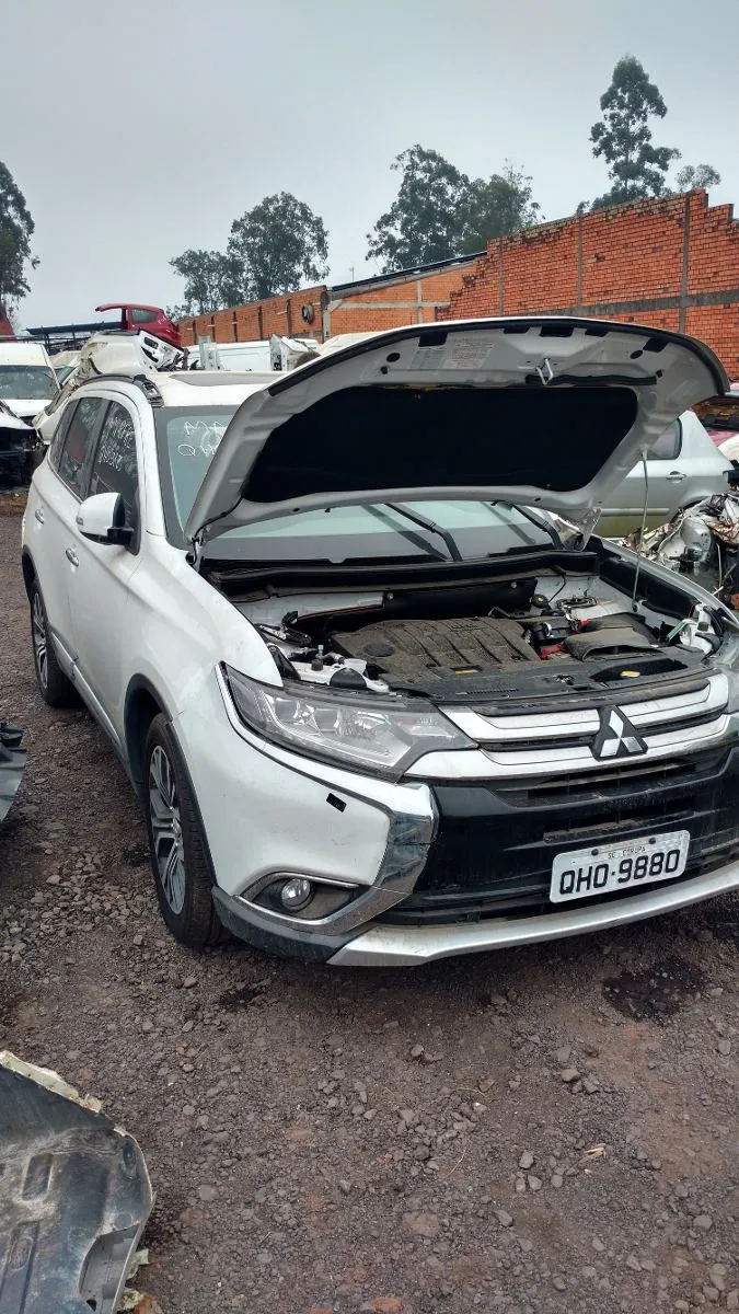 Sucata Mitsubishi Outlander 3.2 2016
