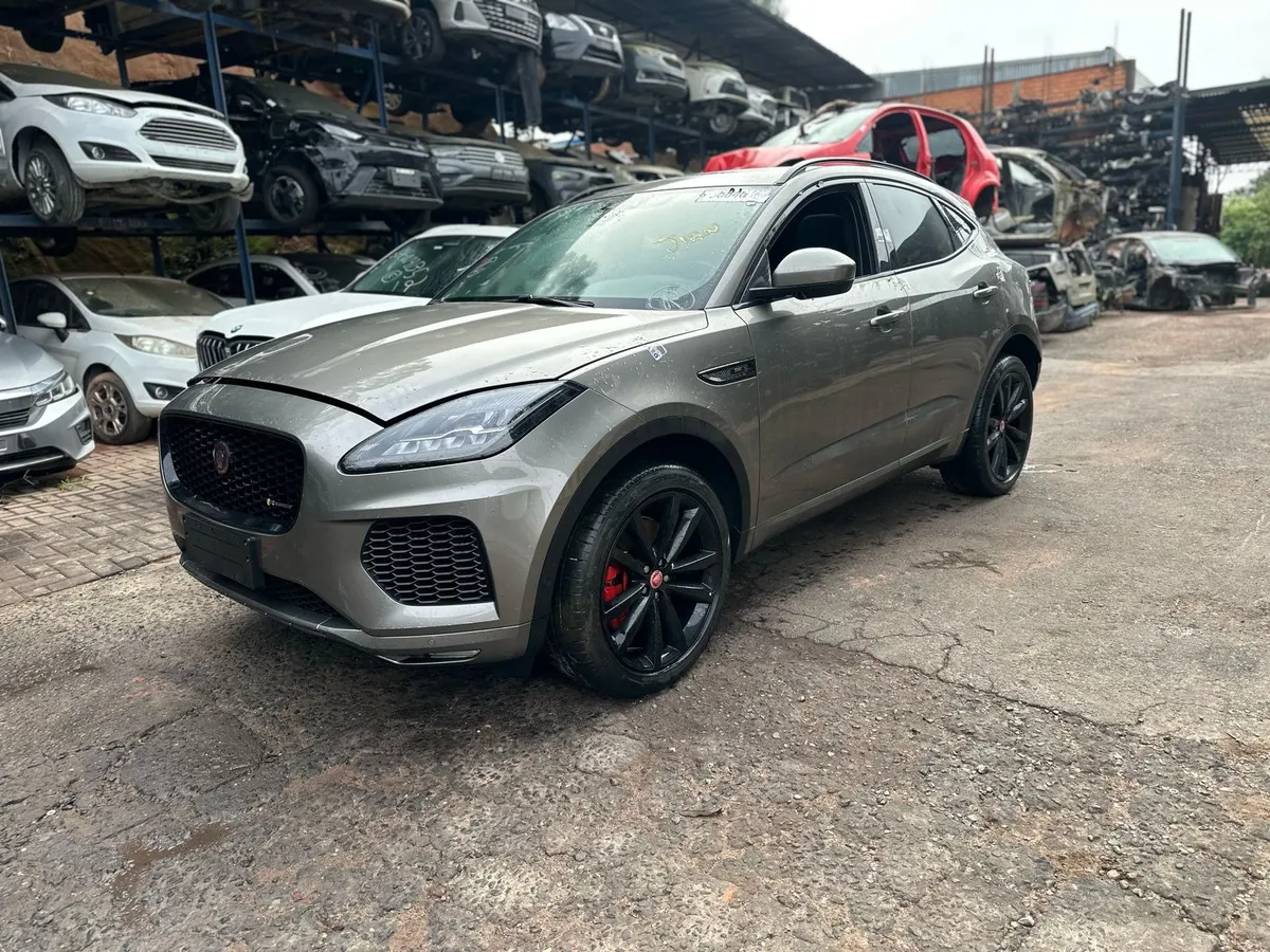 Sucata Jaguar E-pace P300 2018