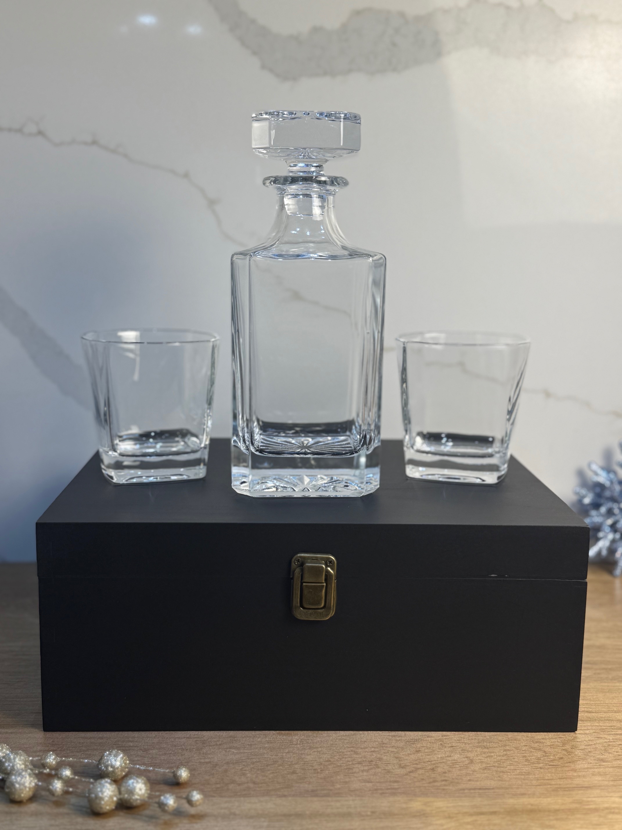 Classic Glass Whiskey Decanter Set (2)