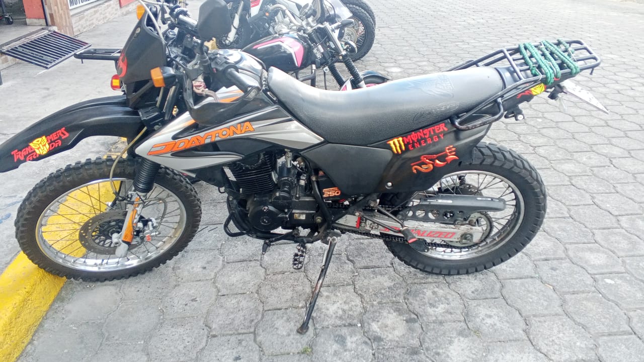 Motocicleta Daytona