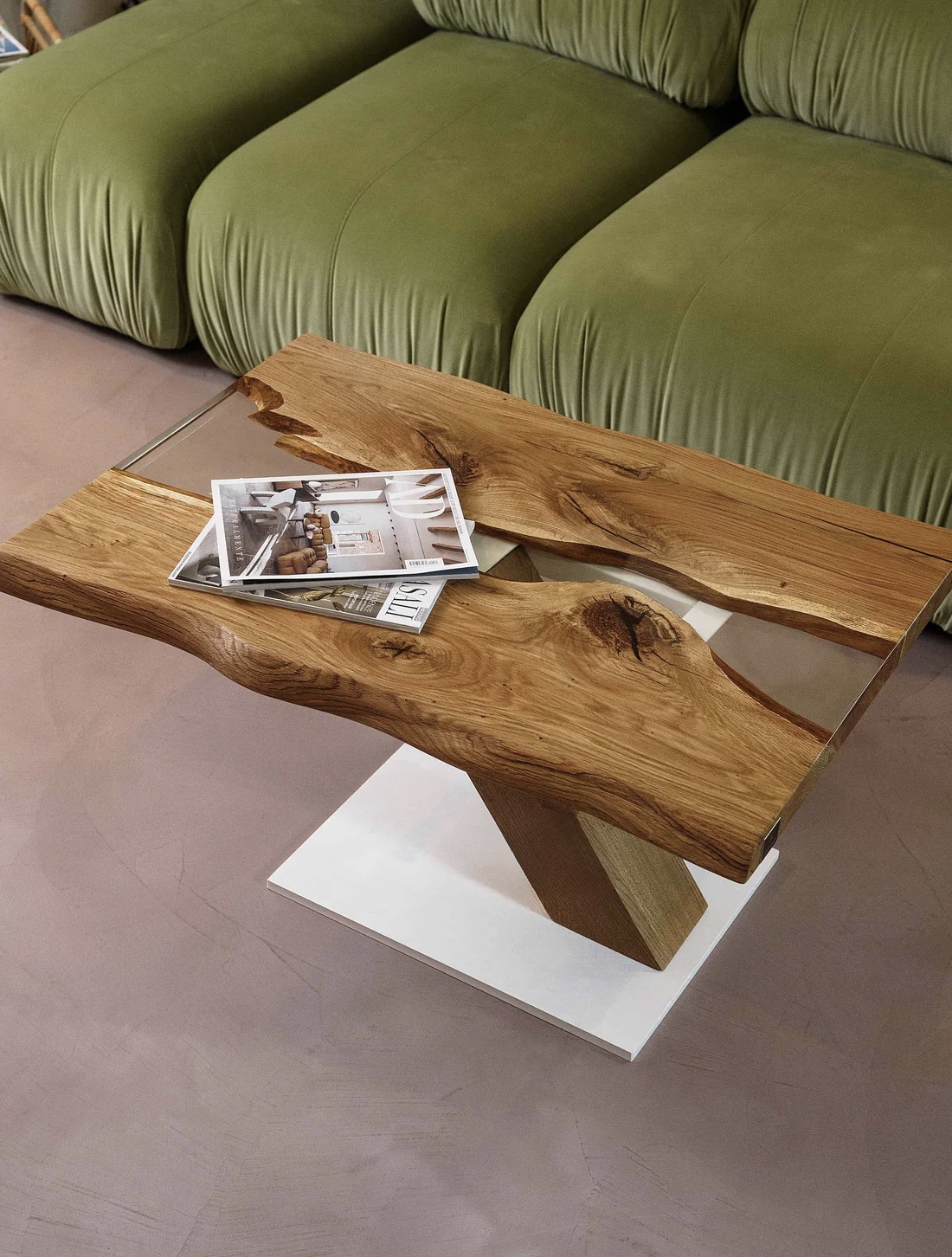 Mesa de centro de madera y vidrio