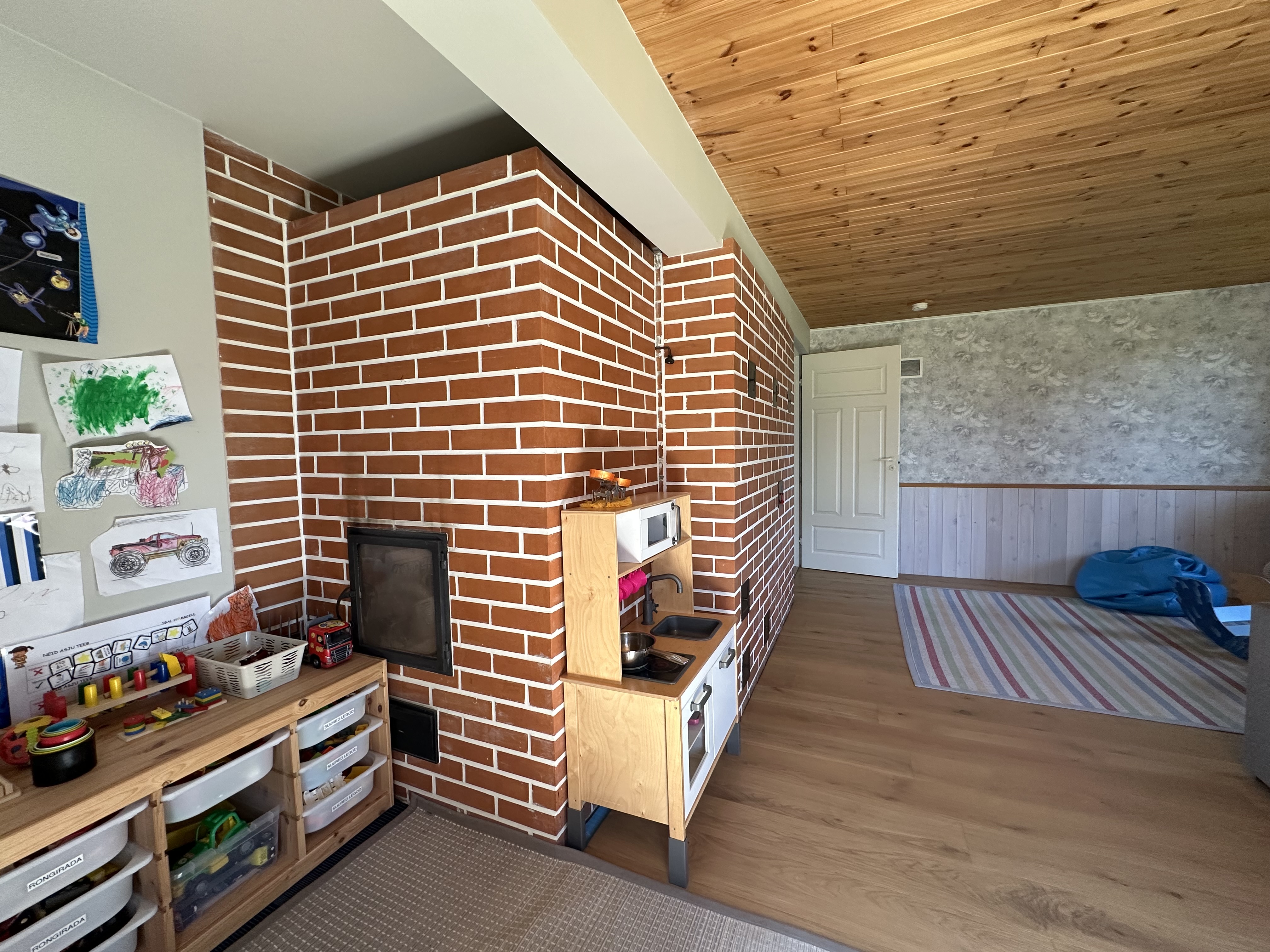 Talukoht saarel Miku talu Hellamaal