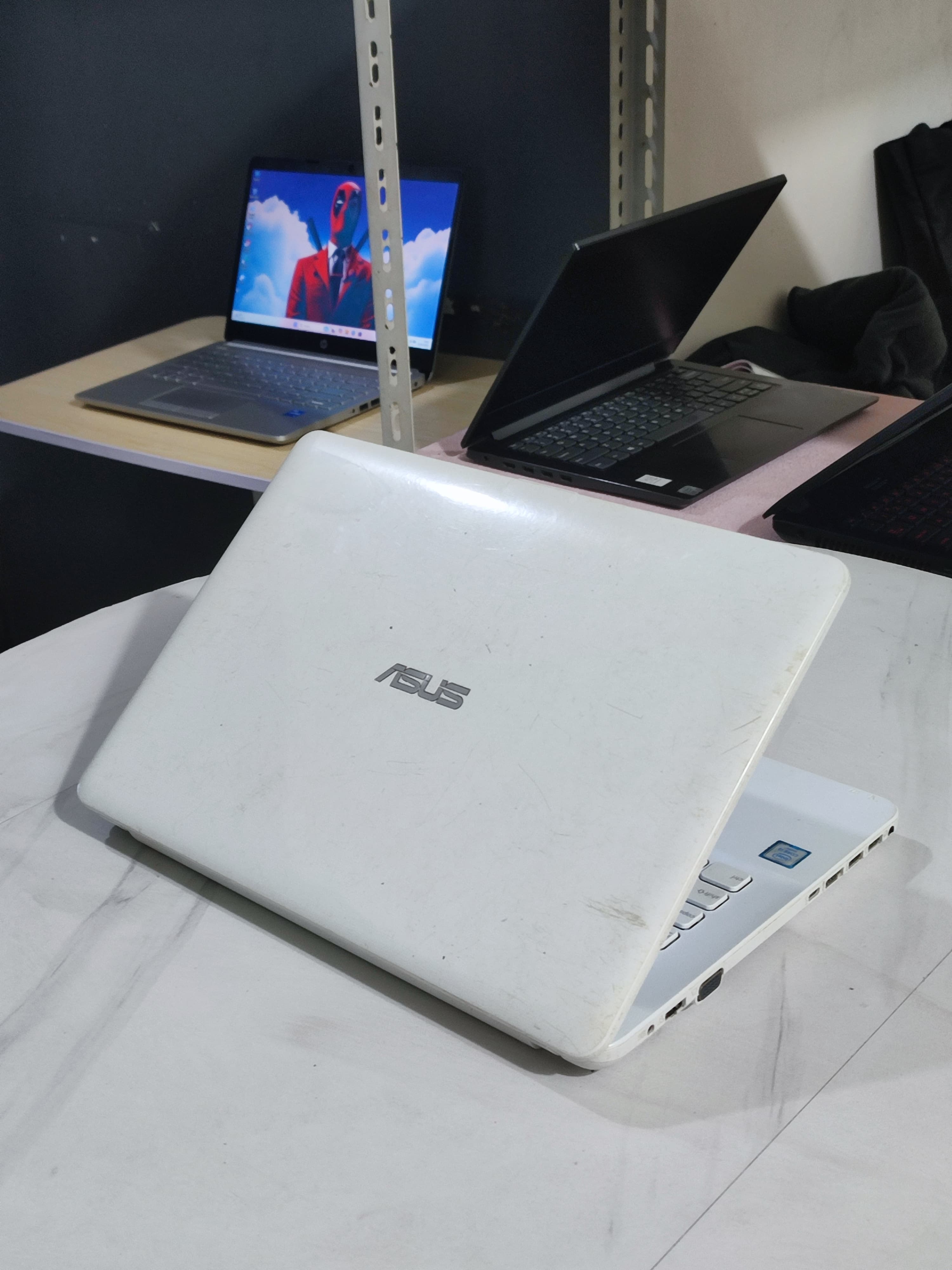 Asus X441U Core i3 RAM 8GB/SSD 128GB + HDD 500GB