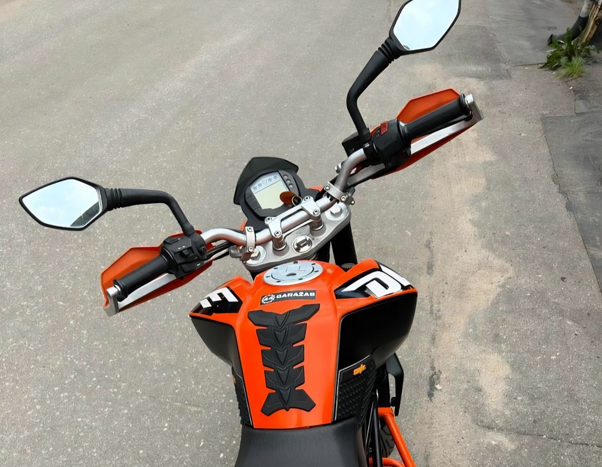 KTM Duke 125