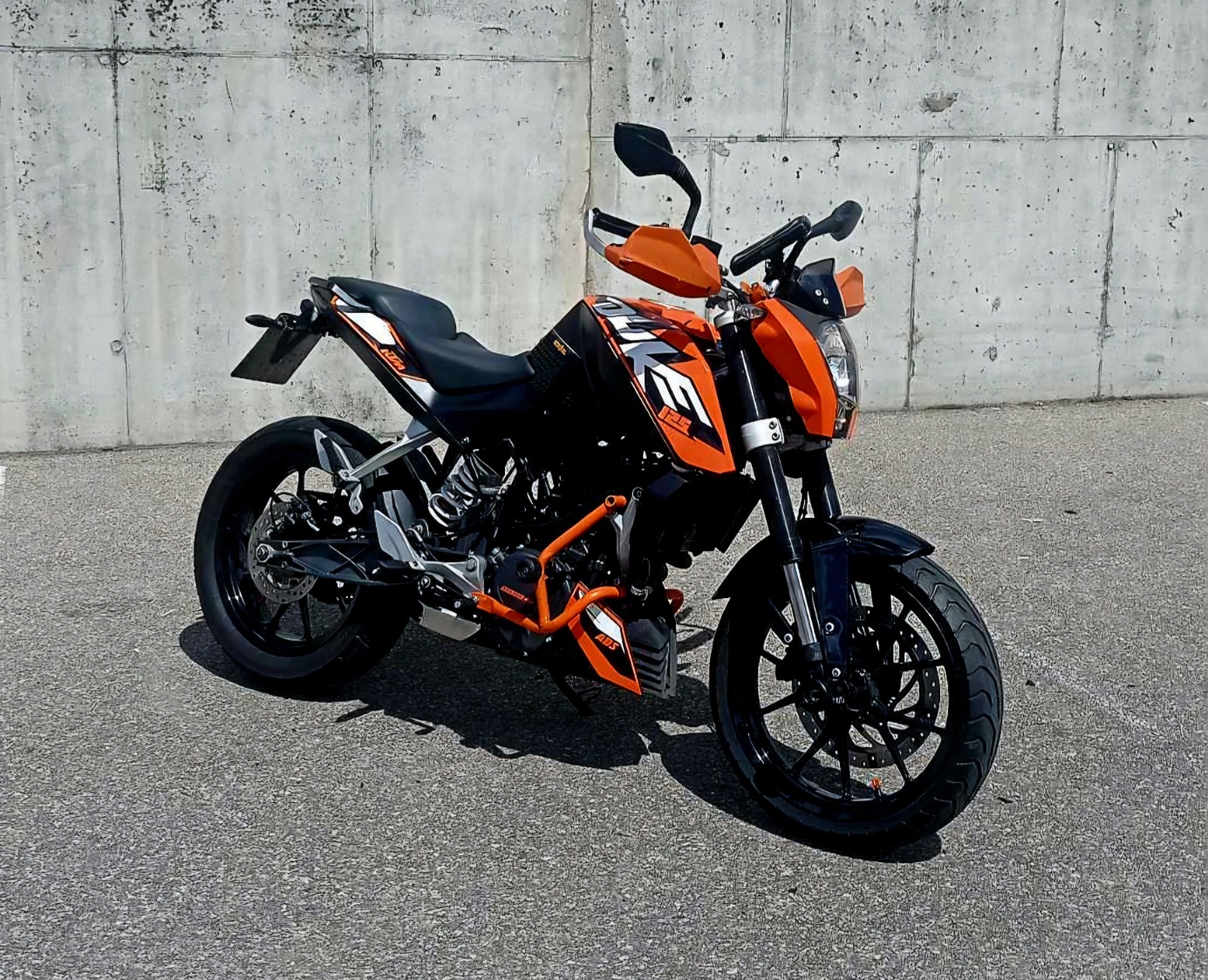 KTM Duke 125