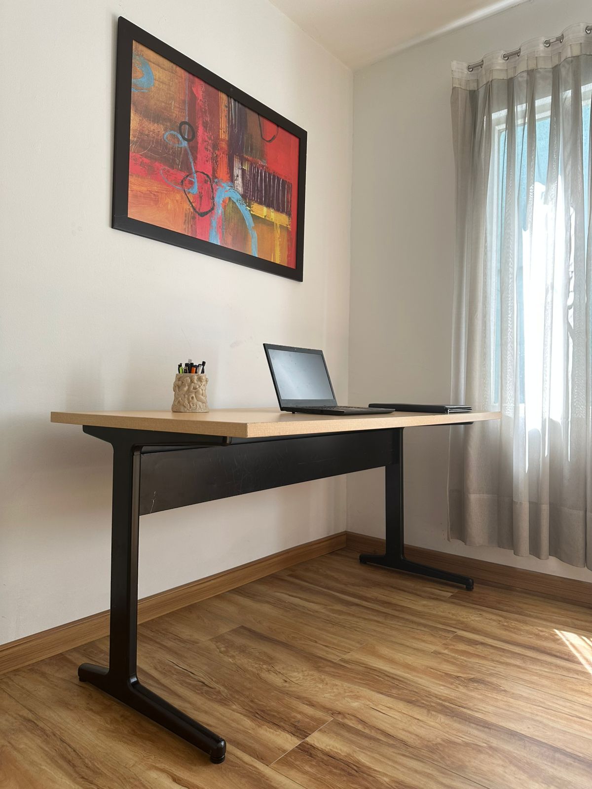 Escritorio diseñado por GEORGE NELSON para Herman Miller 