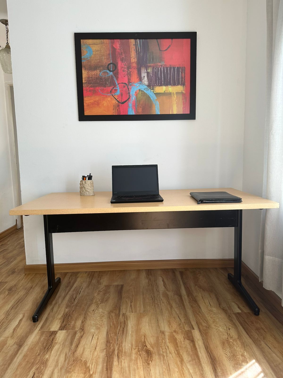 Escritorio diseñado por GEORGE NELSON para Herman Miller 