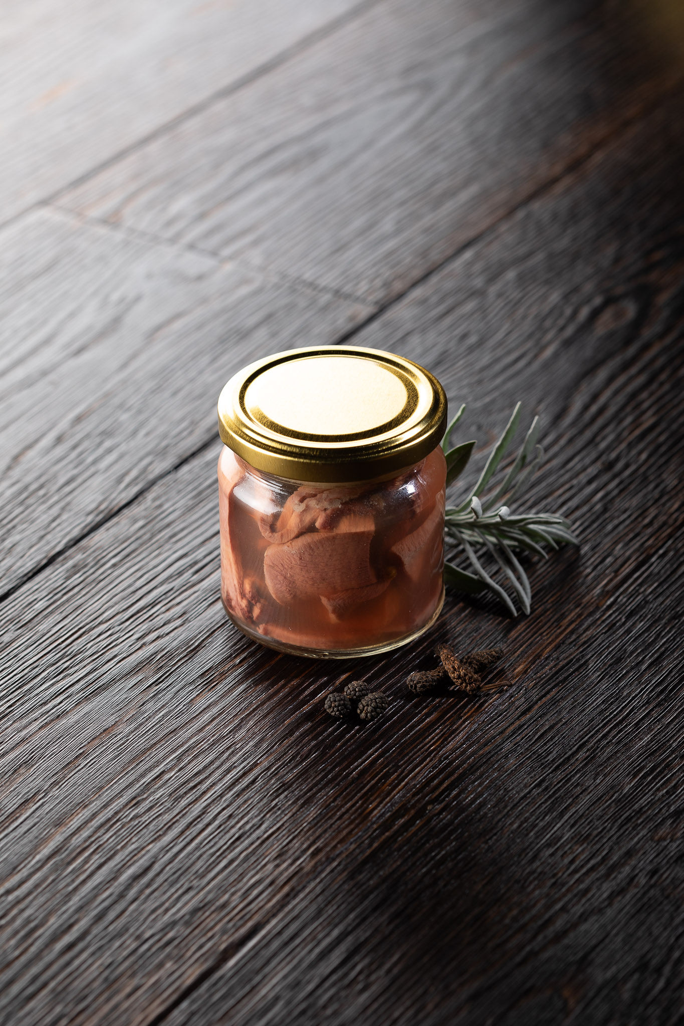 Šilkinis jaučio liežuvis | Guriai. Puodas ir pipiras