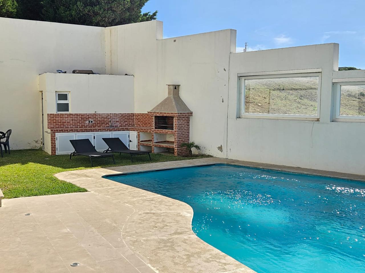Maison  De 4 chambres avec piscine privée