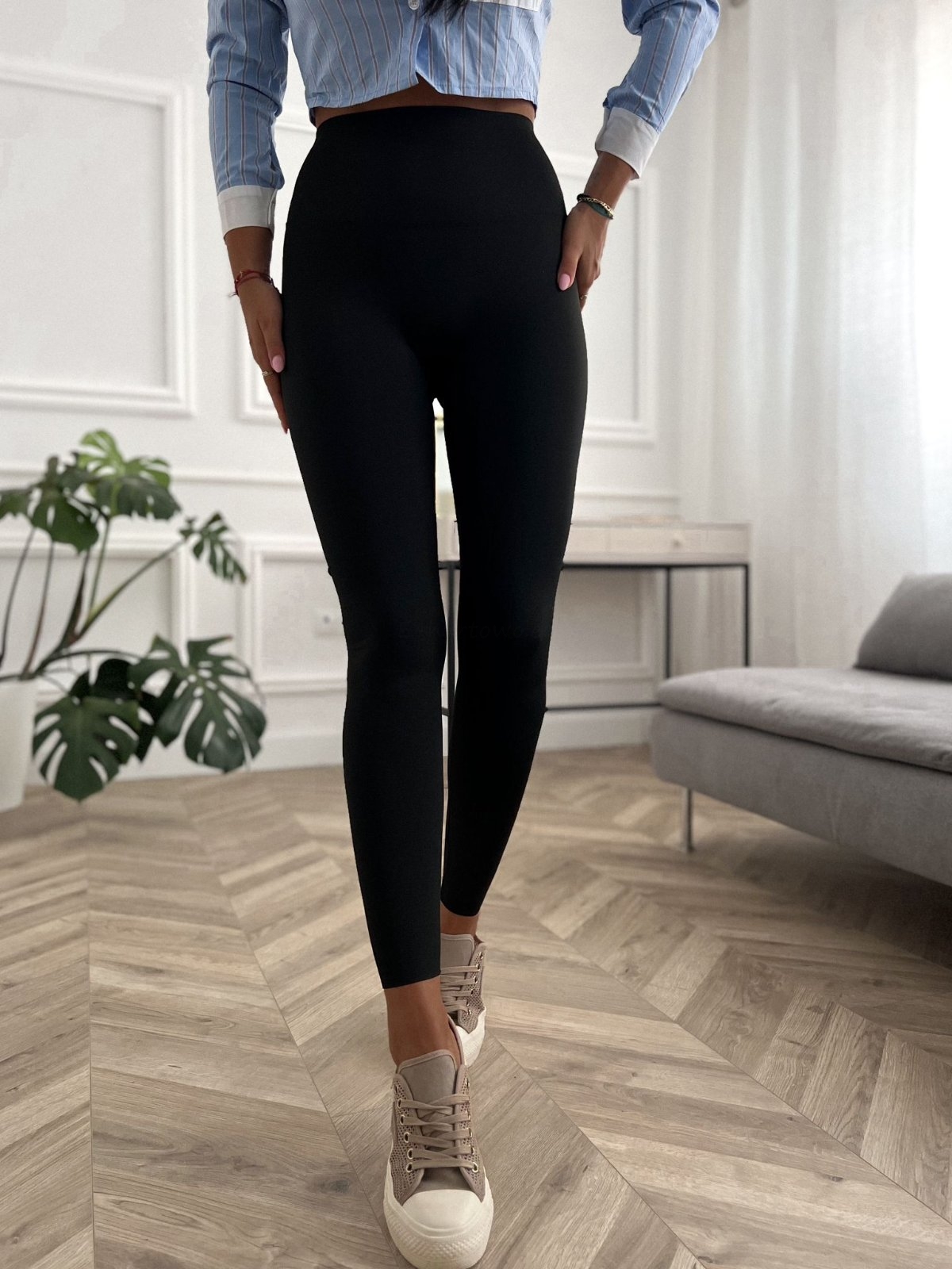 Czarne legginsy modelujące AZARA