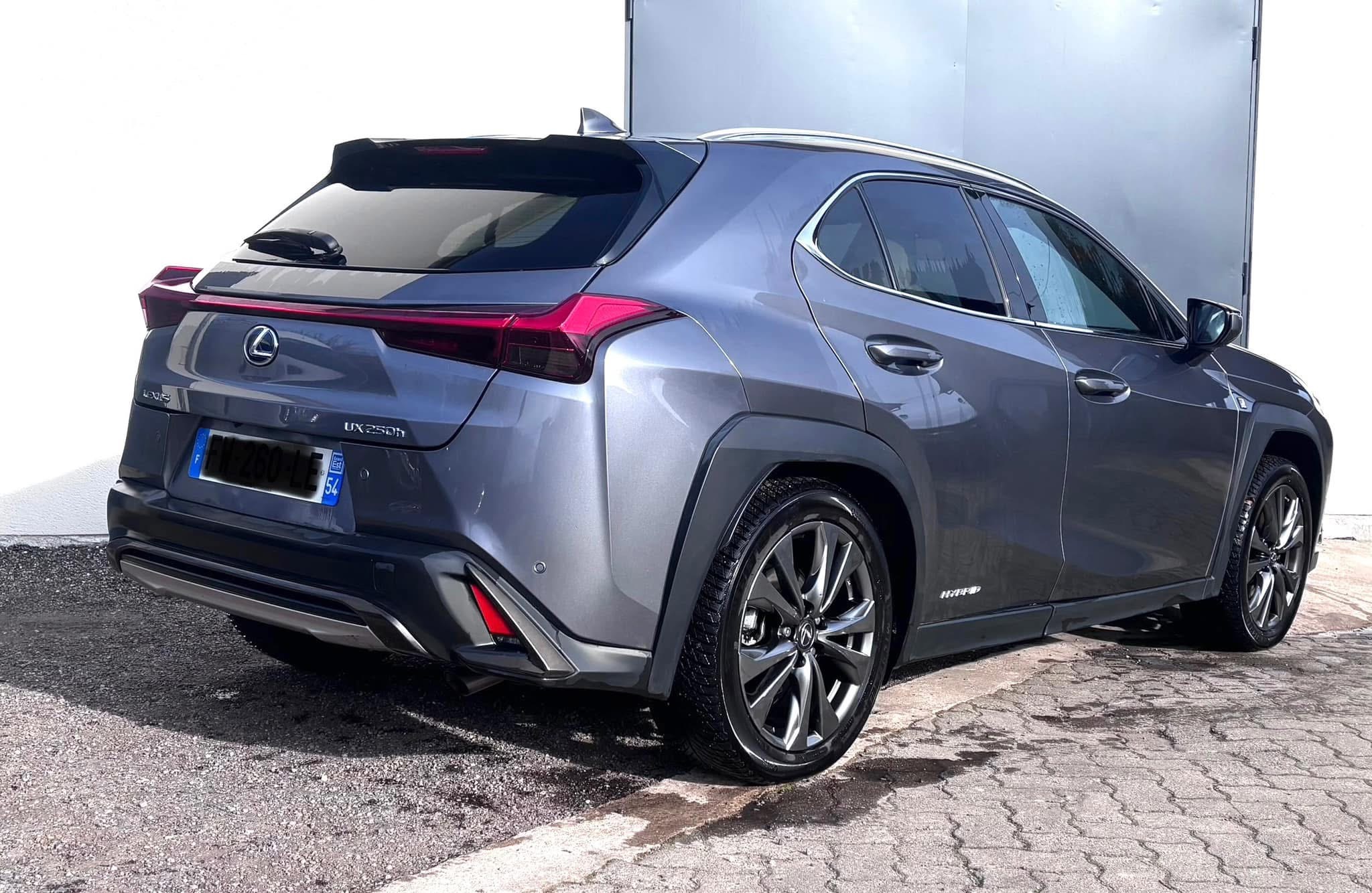 Lexus UX 250h 4WD Full Option Finition F Sport EXECUTIVE