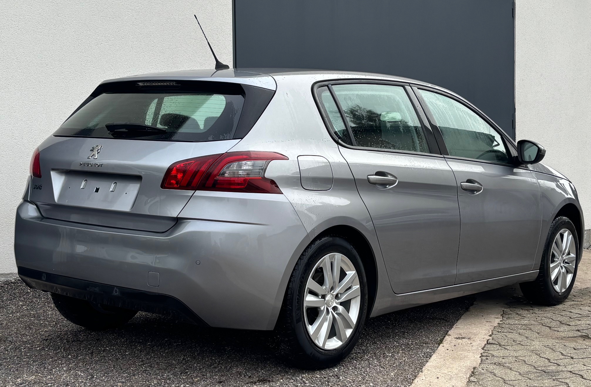 Peugeot 308 1.5 BlueHdi 130Ch
