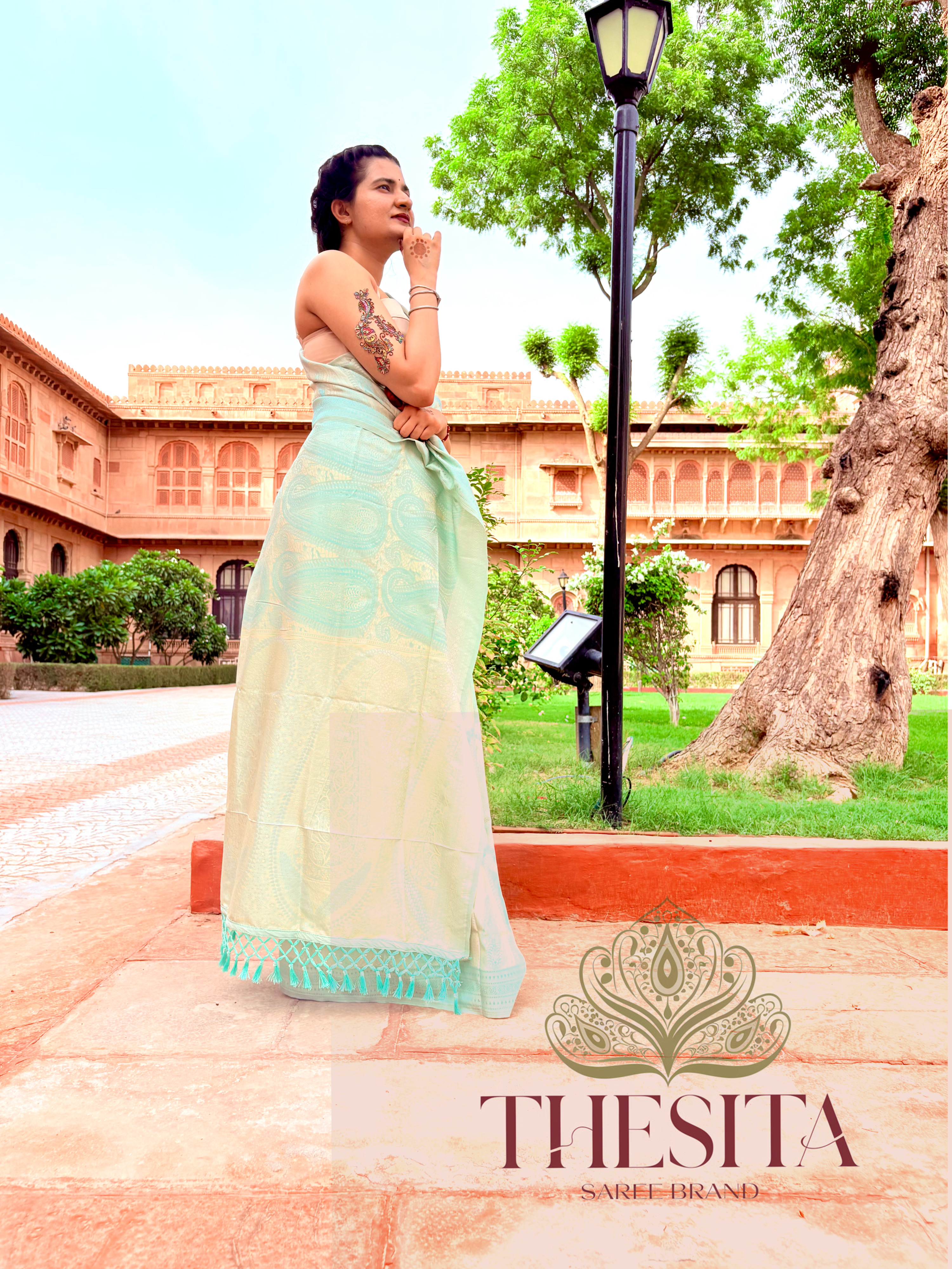 Banarasi Satin Handloom Weaving Silk Saree - Elegant Pastel Green Saree