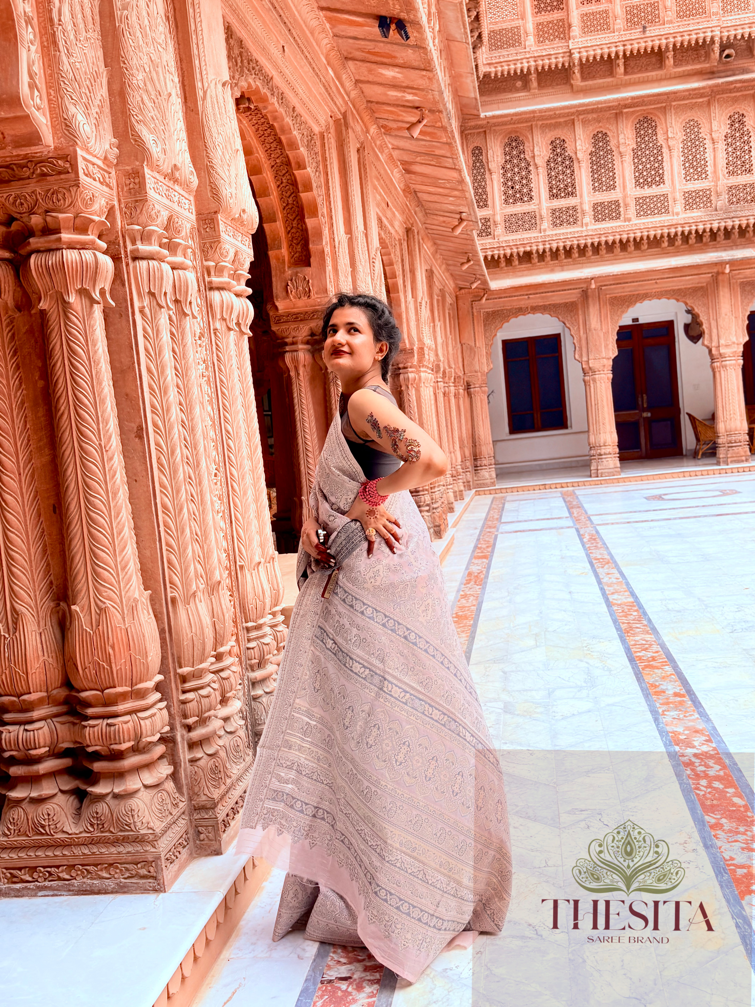 Kashmiri Model Handloom Weaving Silk Saree - Elegant Handwoven Saree