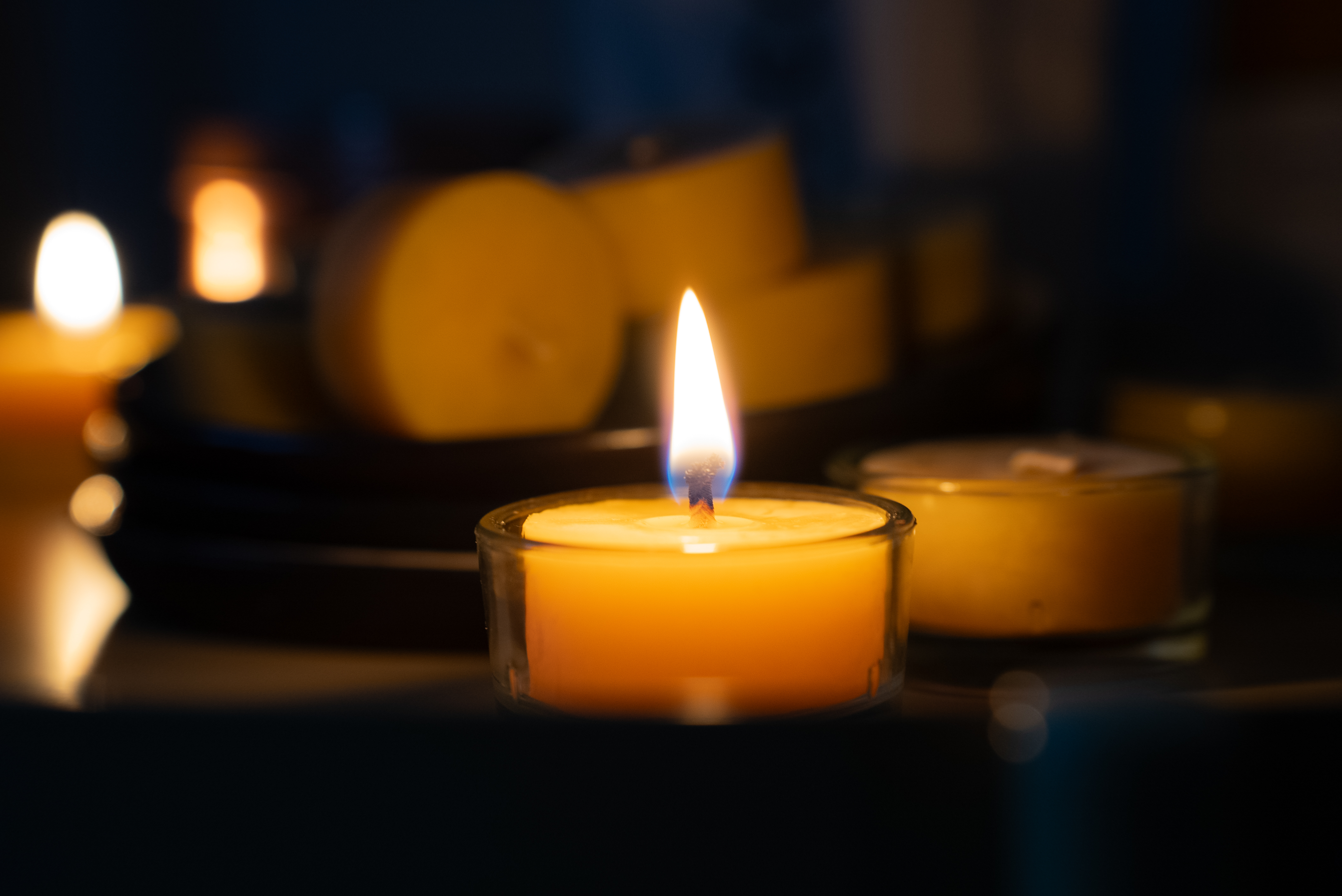 Beeswax Tealight Set — 4  Tealights in Reusable Glass Cups