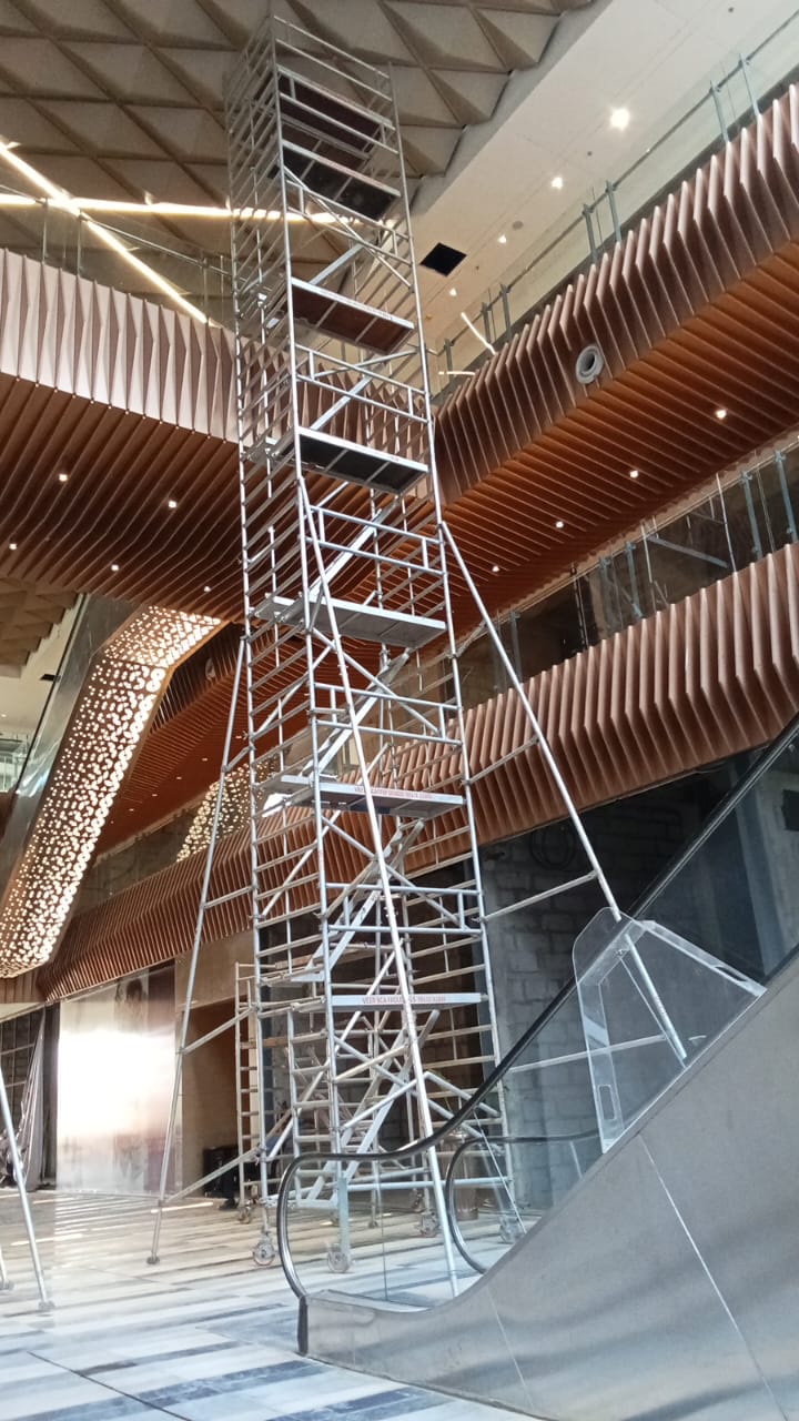 Aluminum scaffoldings on rent in delhi