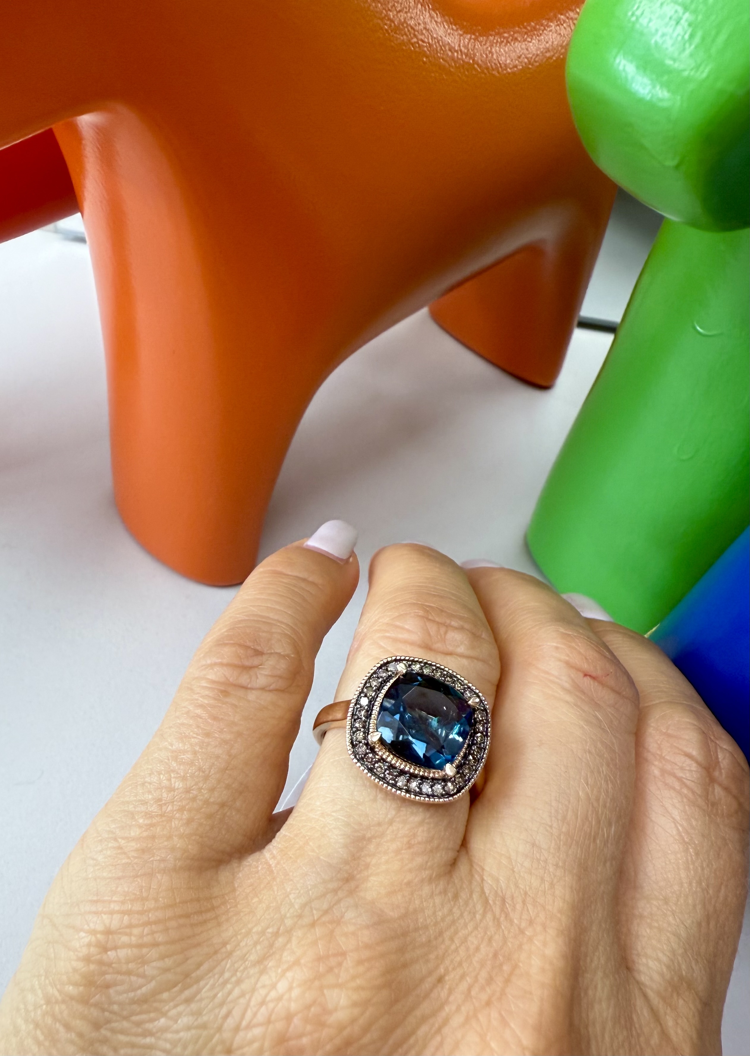 Pierścionek LONDON BLUE TOPAZ z Diamentami