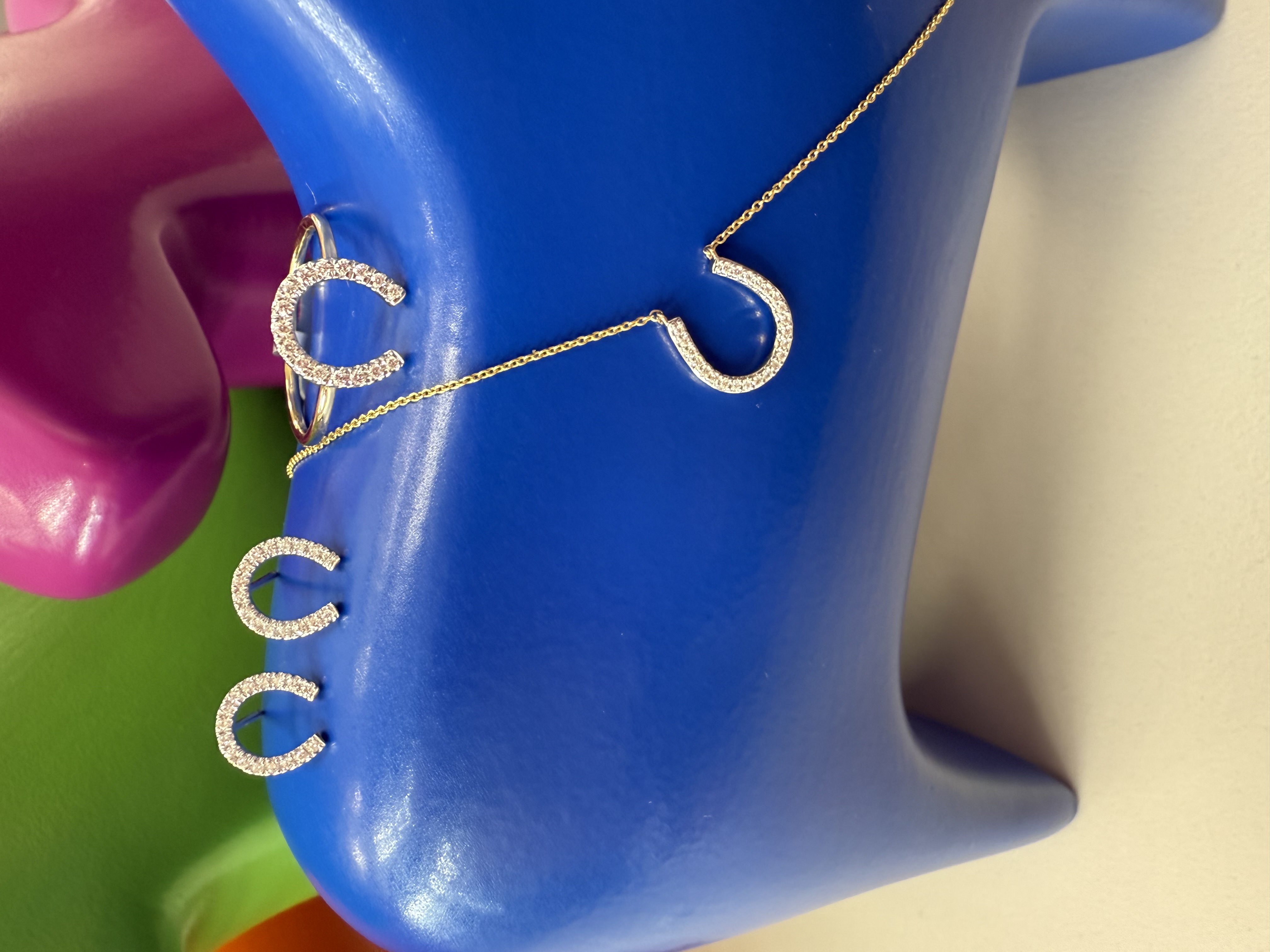 Pierścionek  Złoty Podkowa z Diamentami