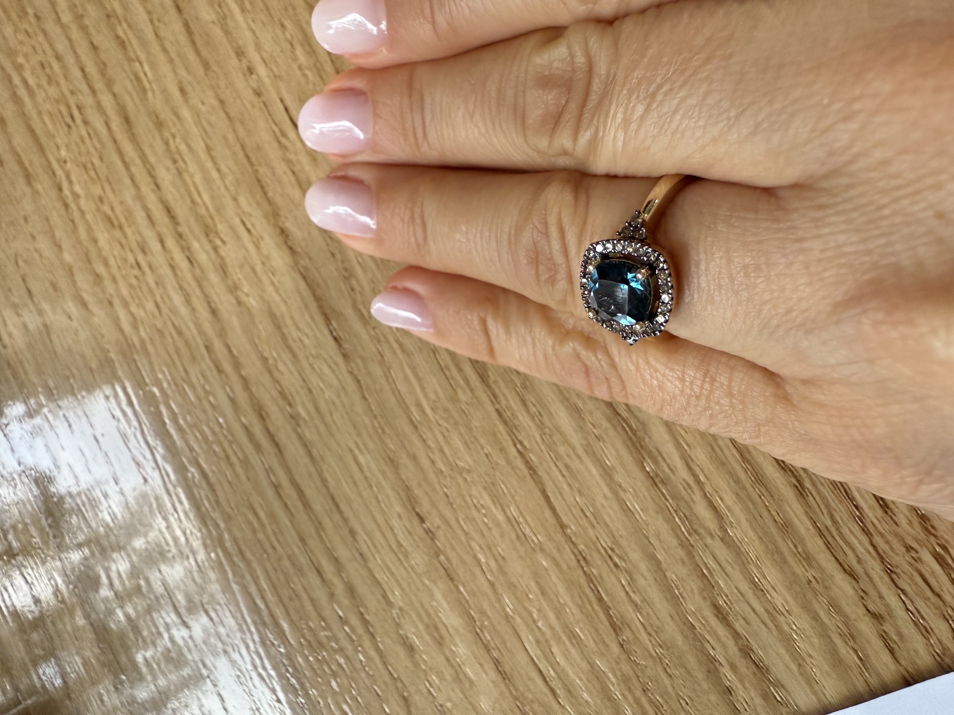 Pierścionek London Blue Topaz i Diamenty
