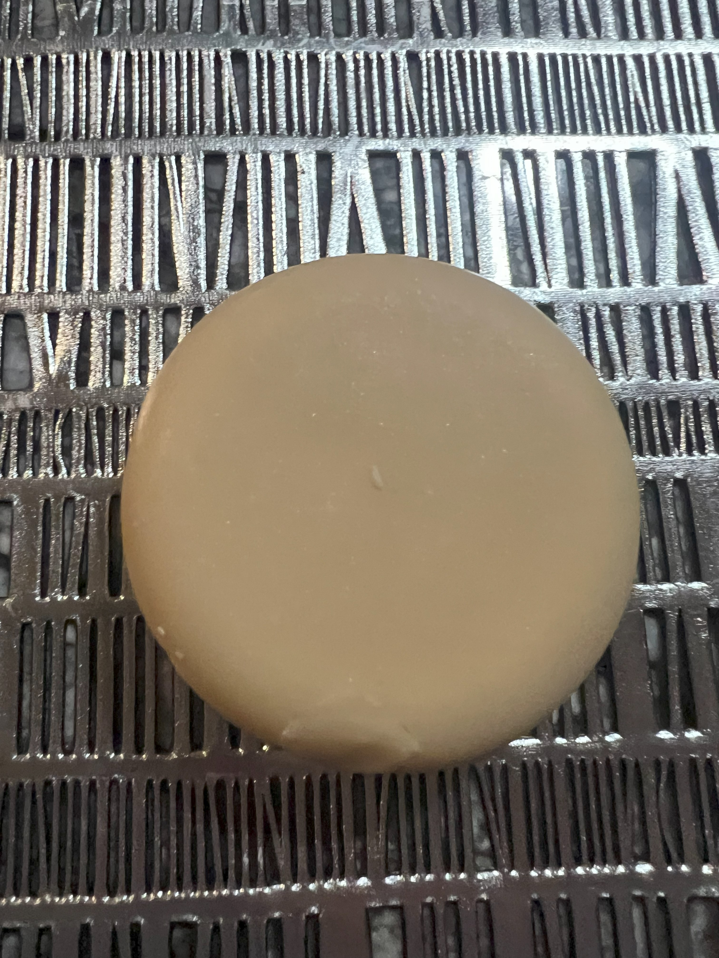 Round "Energizing" oil Soap