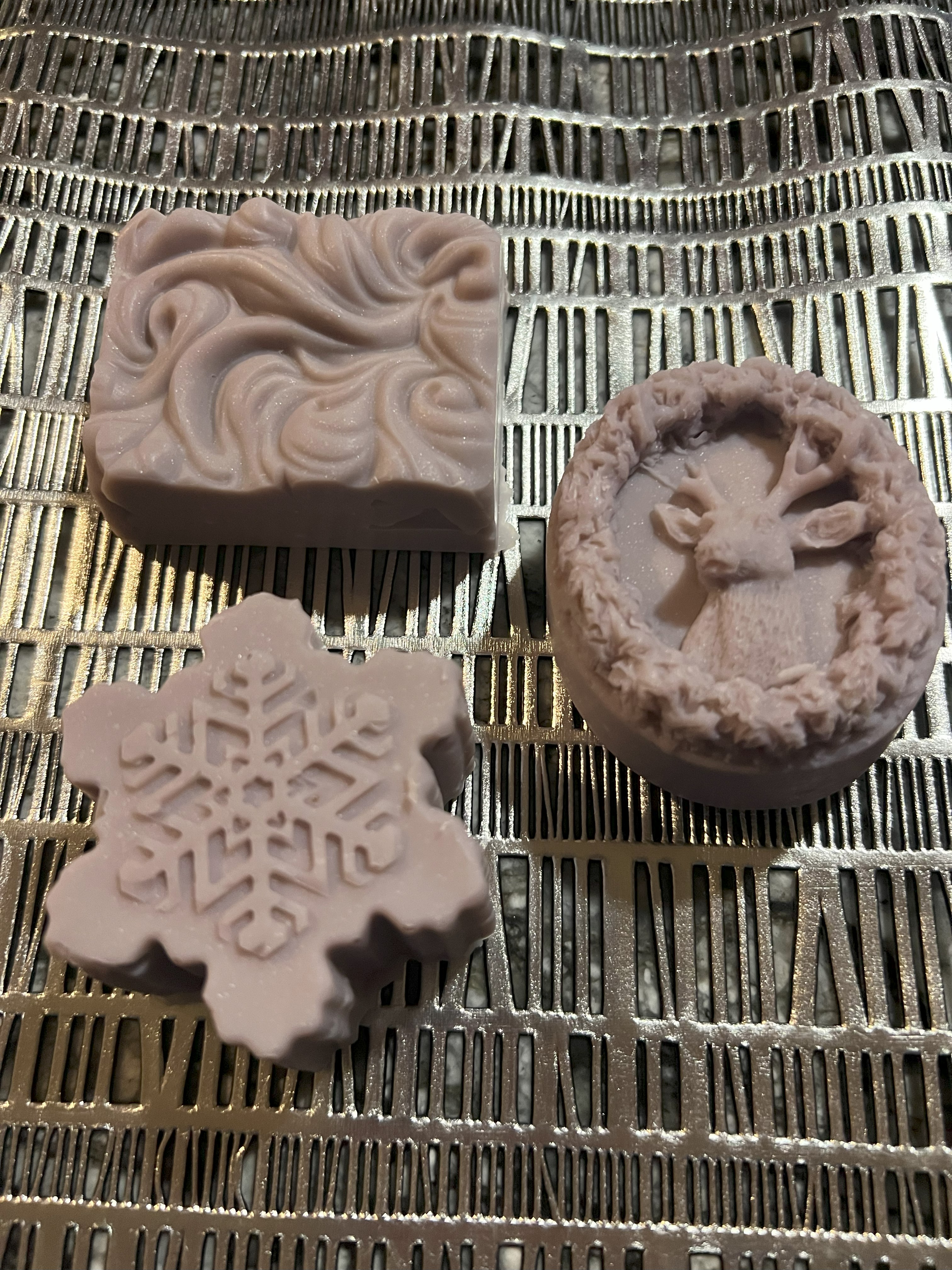 Lavender/Lilac Snowflake bar