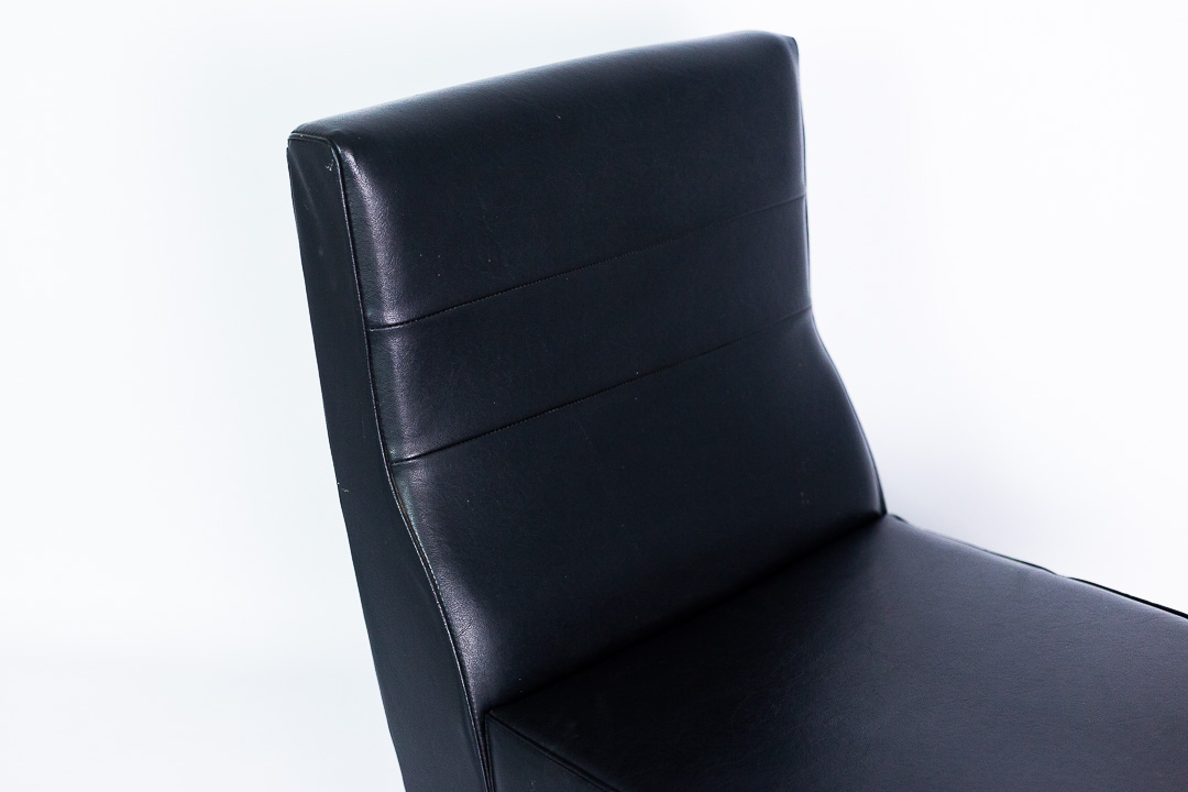 Danish teak &black vinyl lounge chair, 1970s