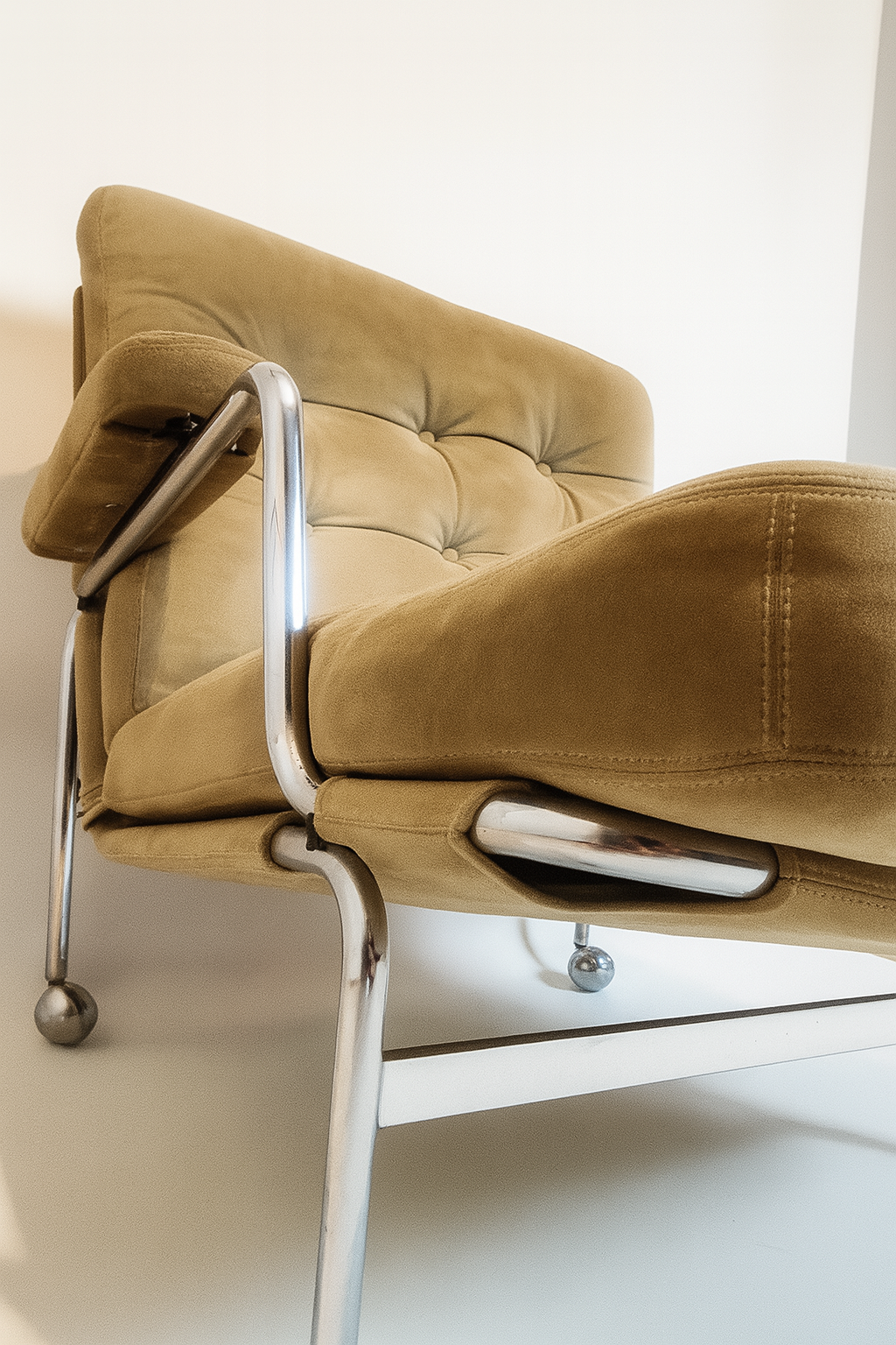 DUX Karin Chair by Bruno Mathsson – Vintage 1970s Mid-Century Modern Seating