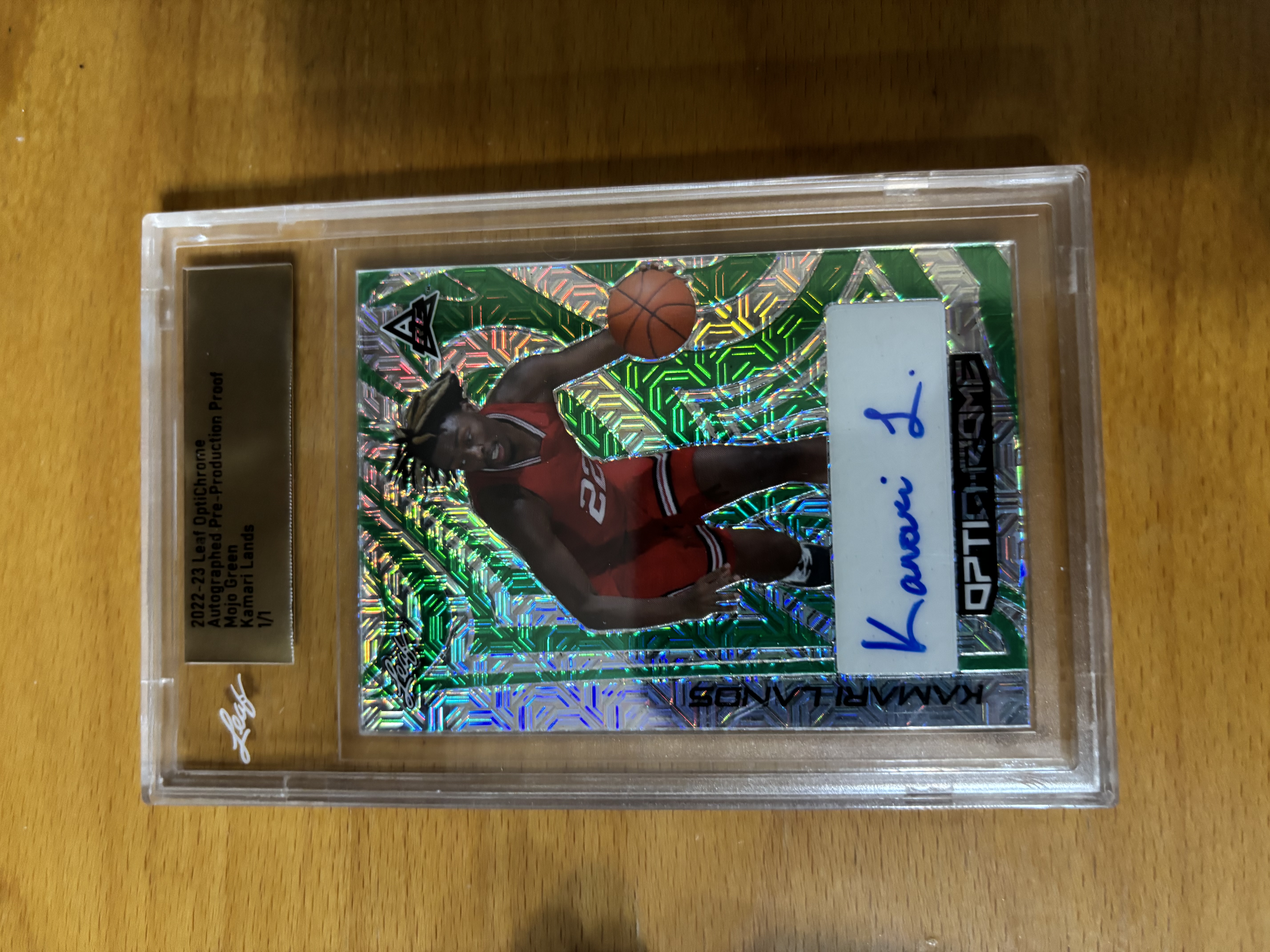 Kawhi Leonard Autographed Basketball Card