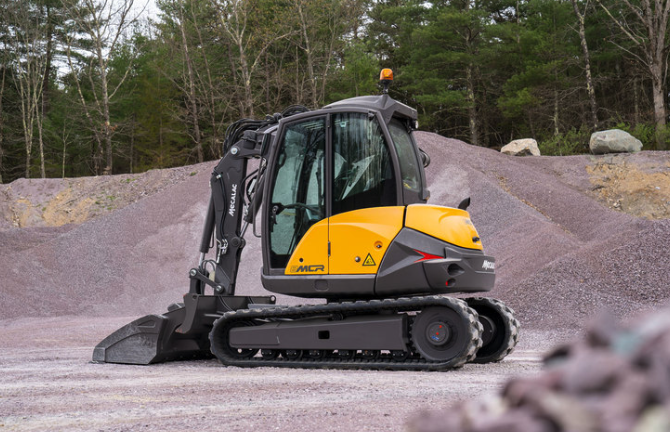 Mecalac 8Mcr pelle a chenilles 8 tonnes