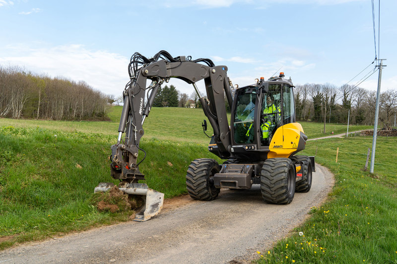 Mecalac 11Mwr pelle a pneus 11 tonnes