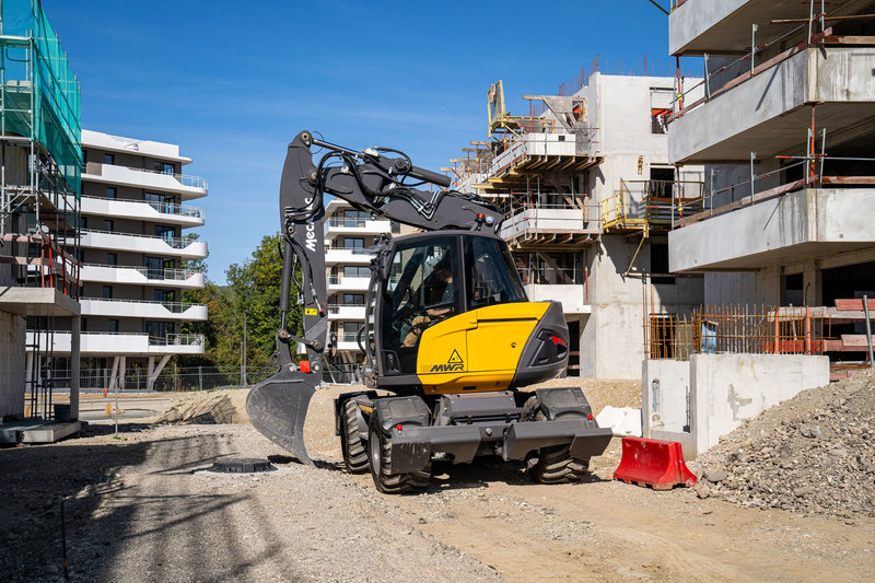 Mecalac 15mwr pelle a pneus 16 tonnes