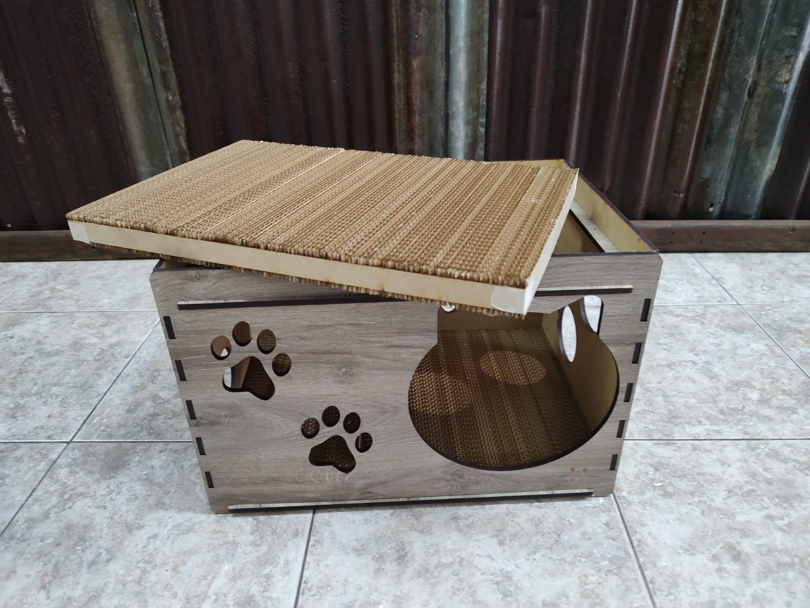 Casita rascador Gatito