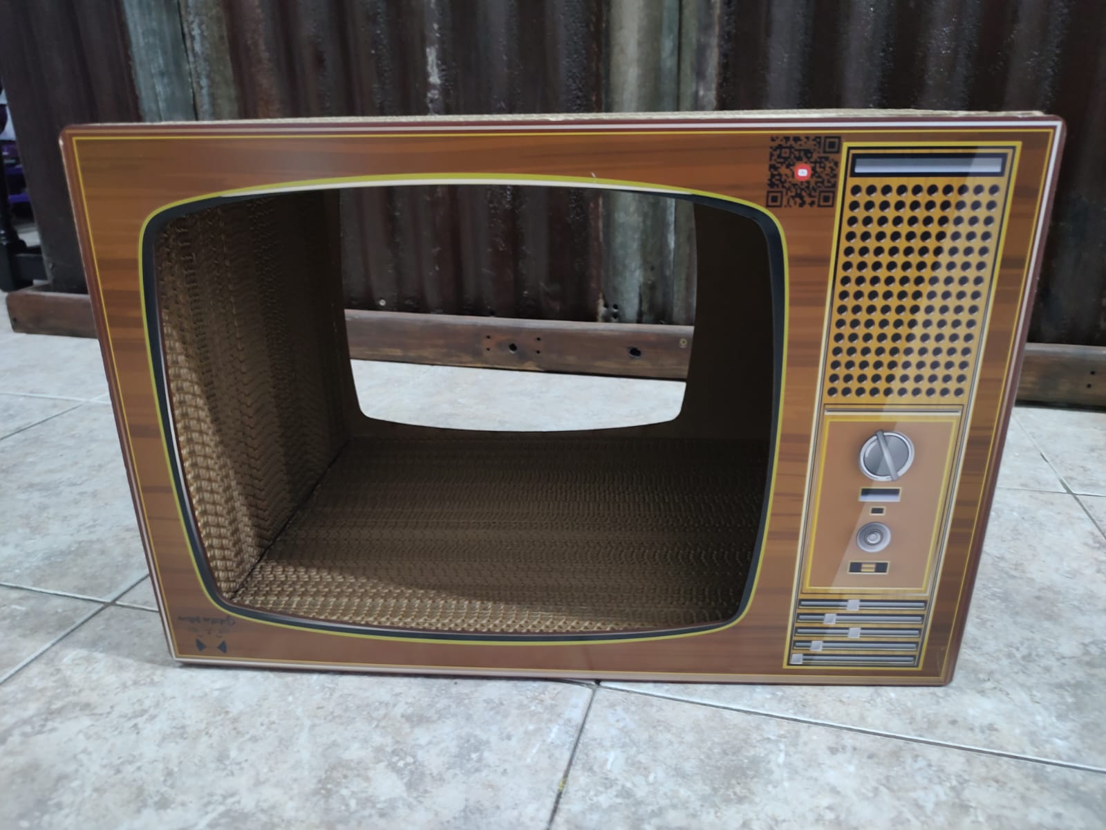 Casita rascador TV Retro